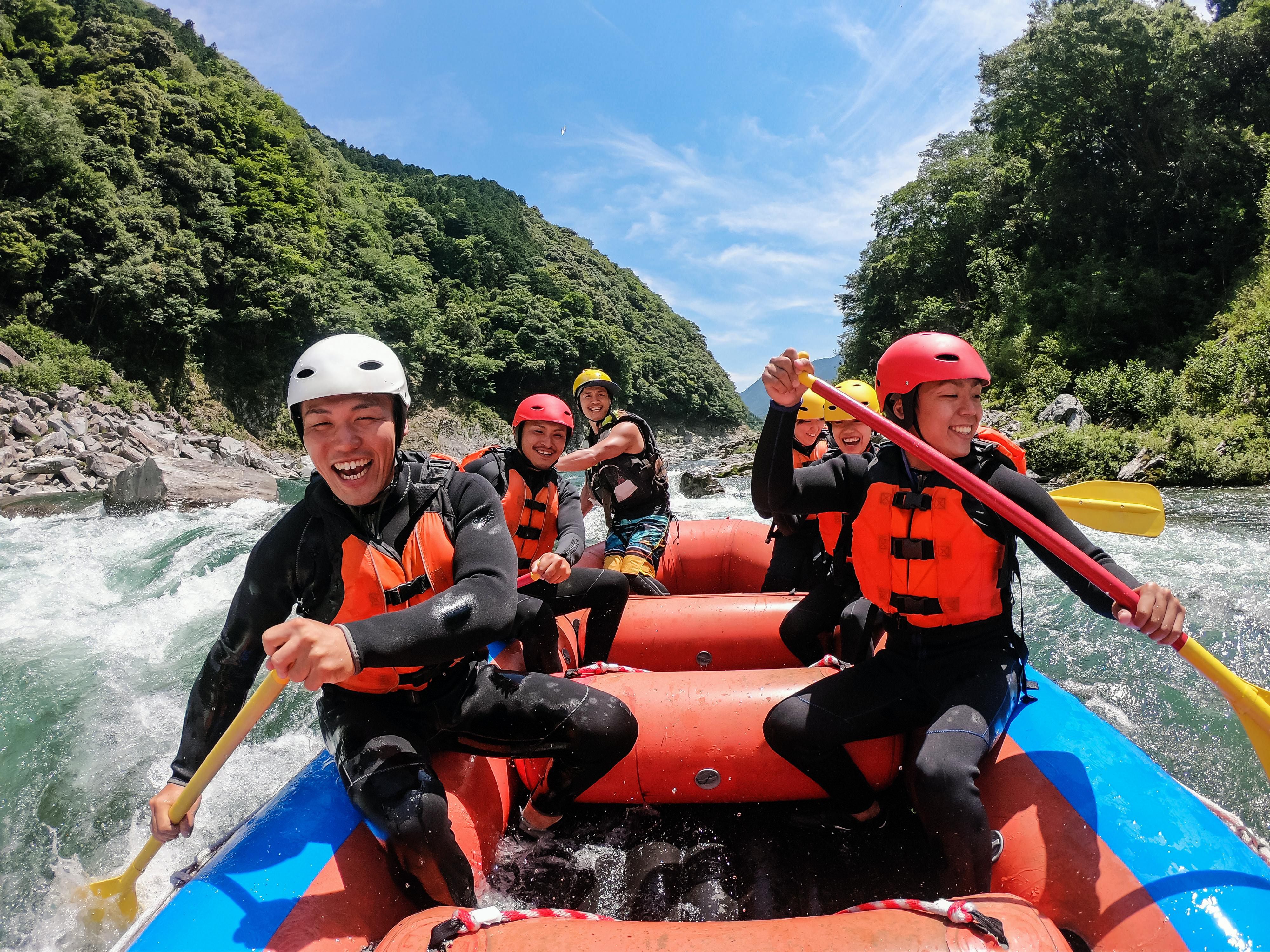Visit one of the many nearby locations offering fun and exciting river activities including River Rafting, Tubing, Canoeing, and Kayaking. Locations include Shawnee River, Adventure Sports, Chamberlain Canoes, Lehigh River Pocono's, and many more.  White water rafting !!!