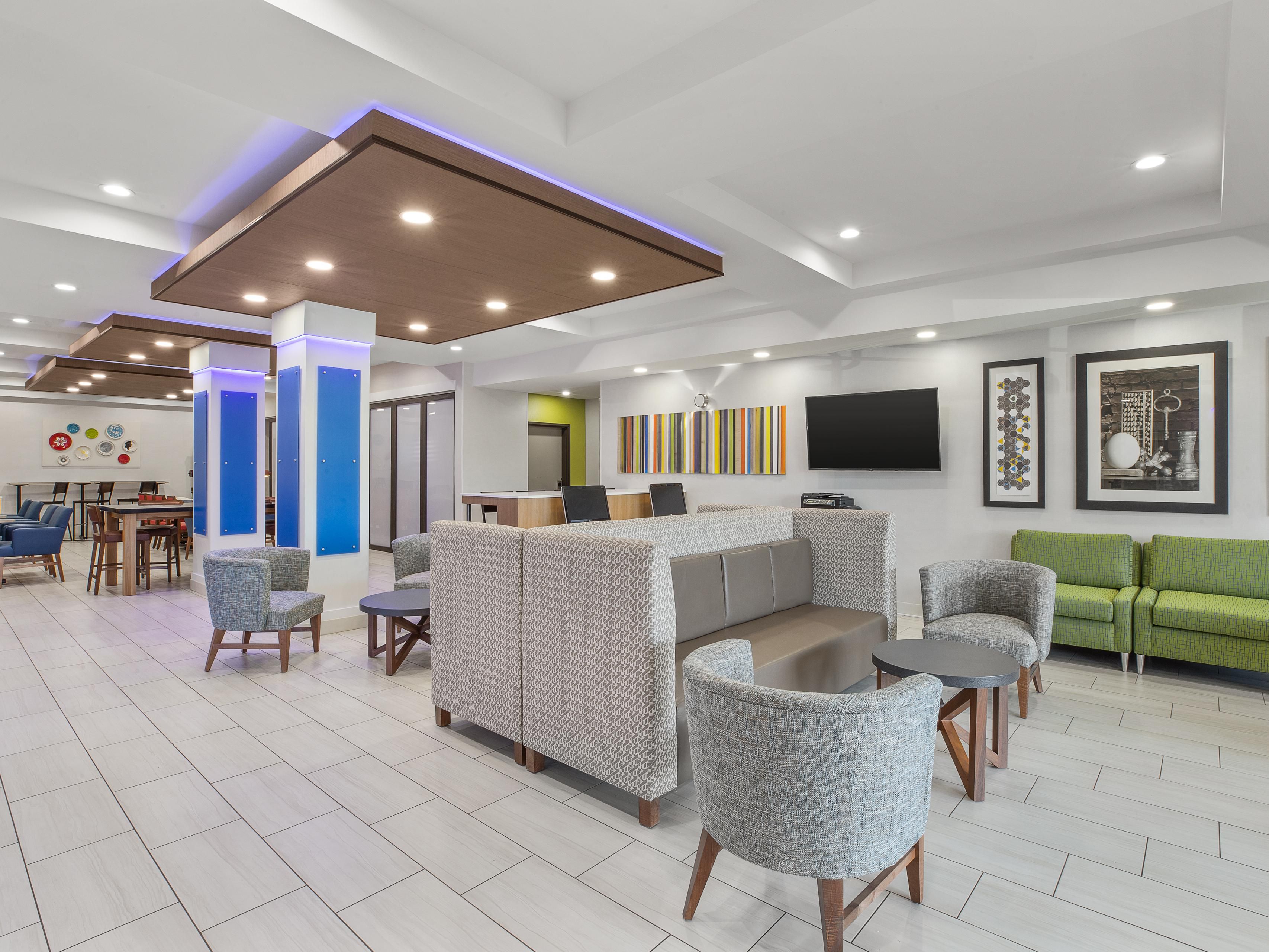 Meet friends and colleagues in our spacious lobby.