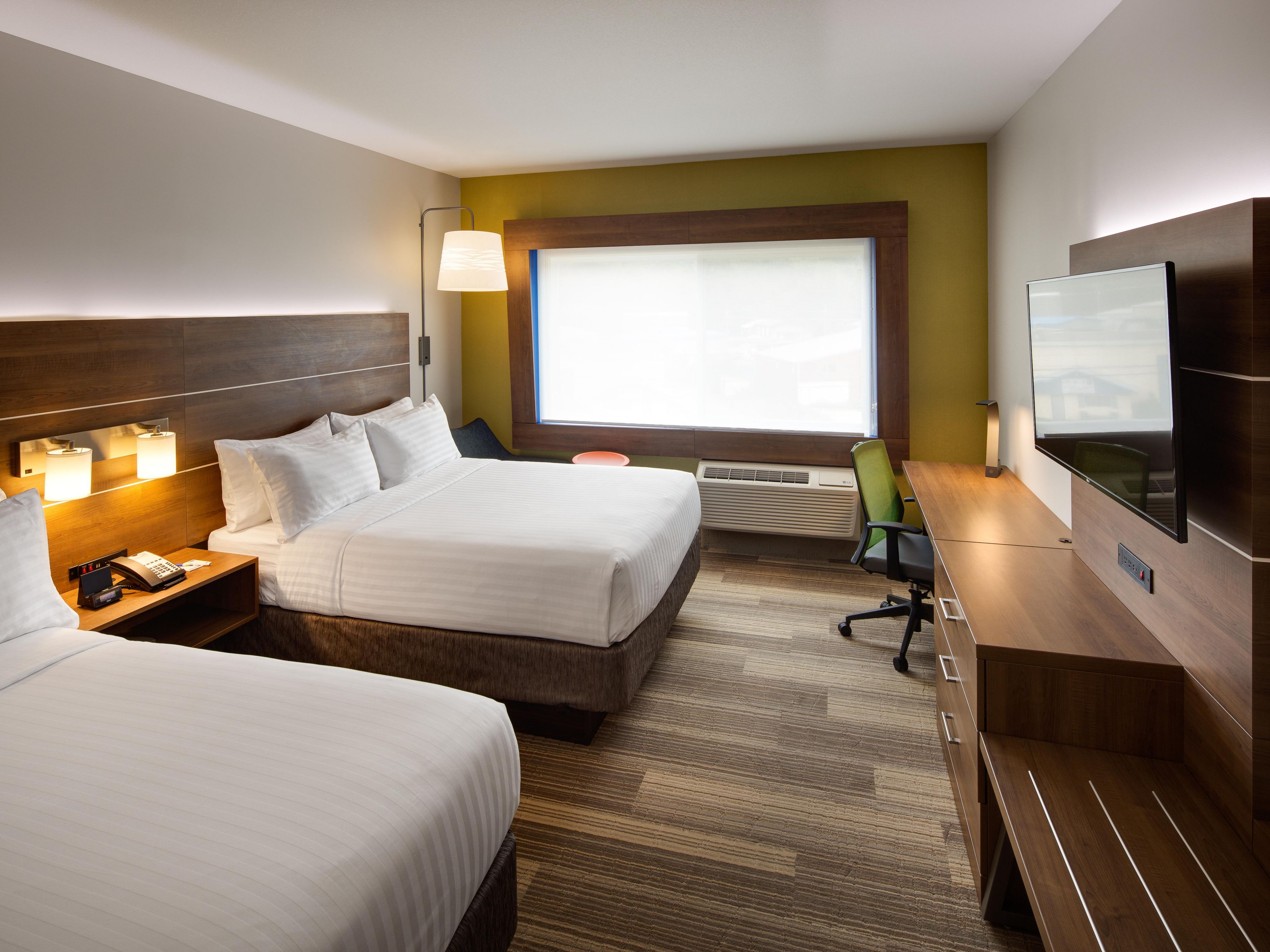 Two Queen Beds Nonsmoking of Holiday Inn Express and Suites Terrac