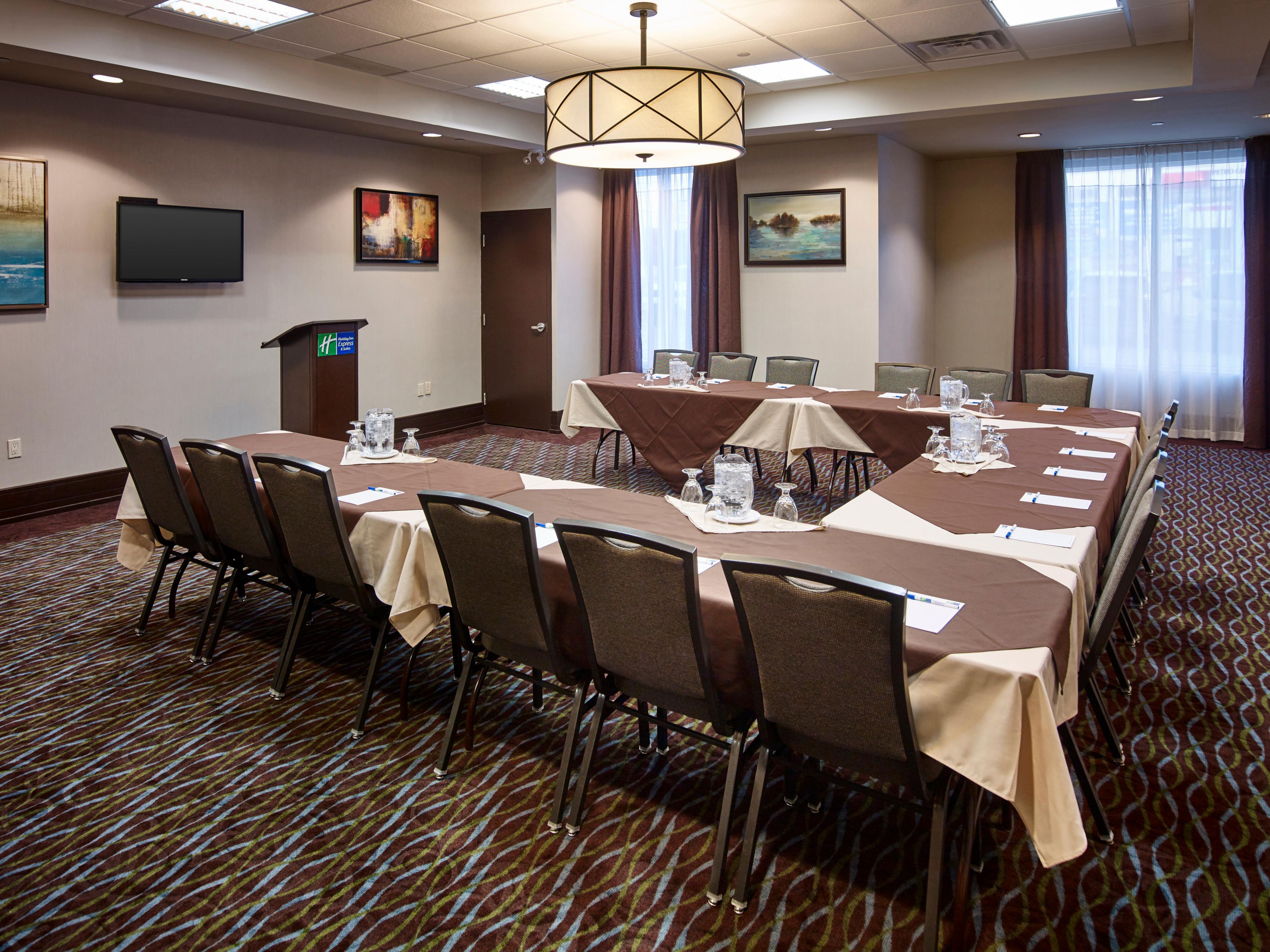 Gather with small and large groups alike in our well-appointed meeting spaces. With roughly 1,500 square feet of space, you can host up to 120 attendees in our Canada Room. Host a smaller crowd in our Canada West Room or Ontario Boardroom. We'll help connect you with the best catering in town for a successful event. 