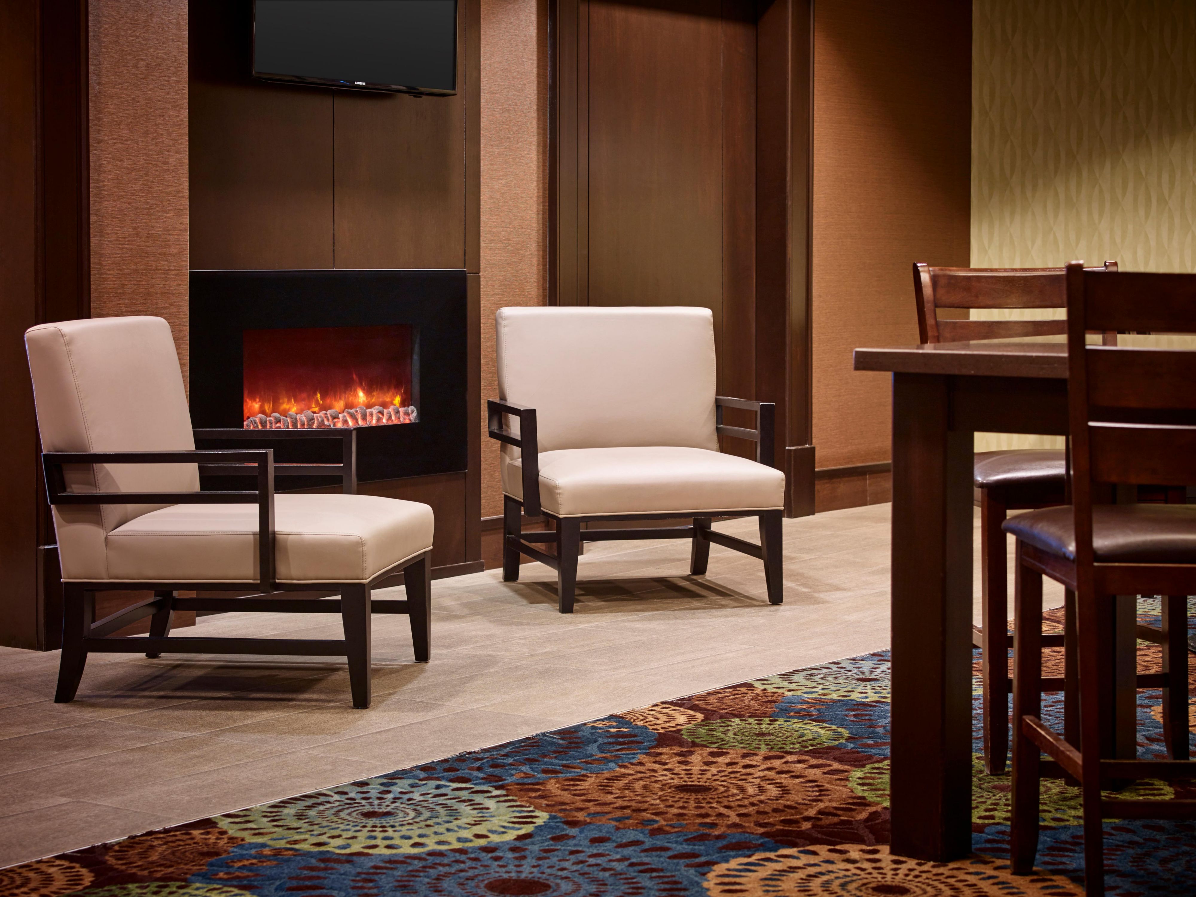 Stay at our Timmins hotel with a pool for ultimate relaxation, plus free breakfast every morning, 24-hour fitness and business centres, and onsite laundry to keep your clothes fresh. 