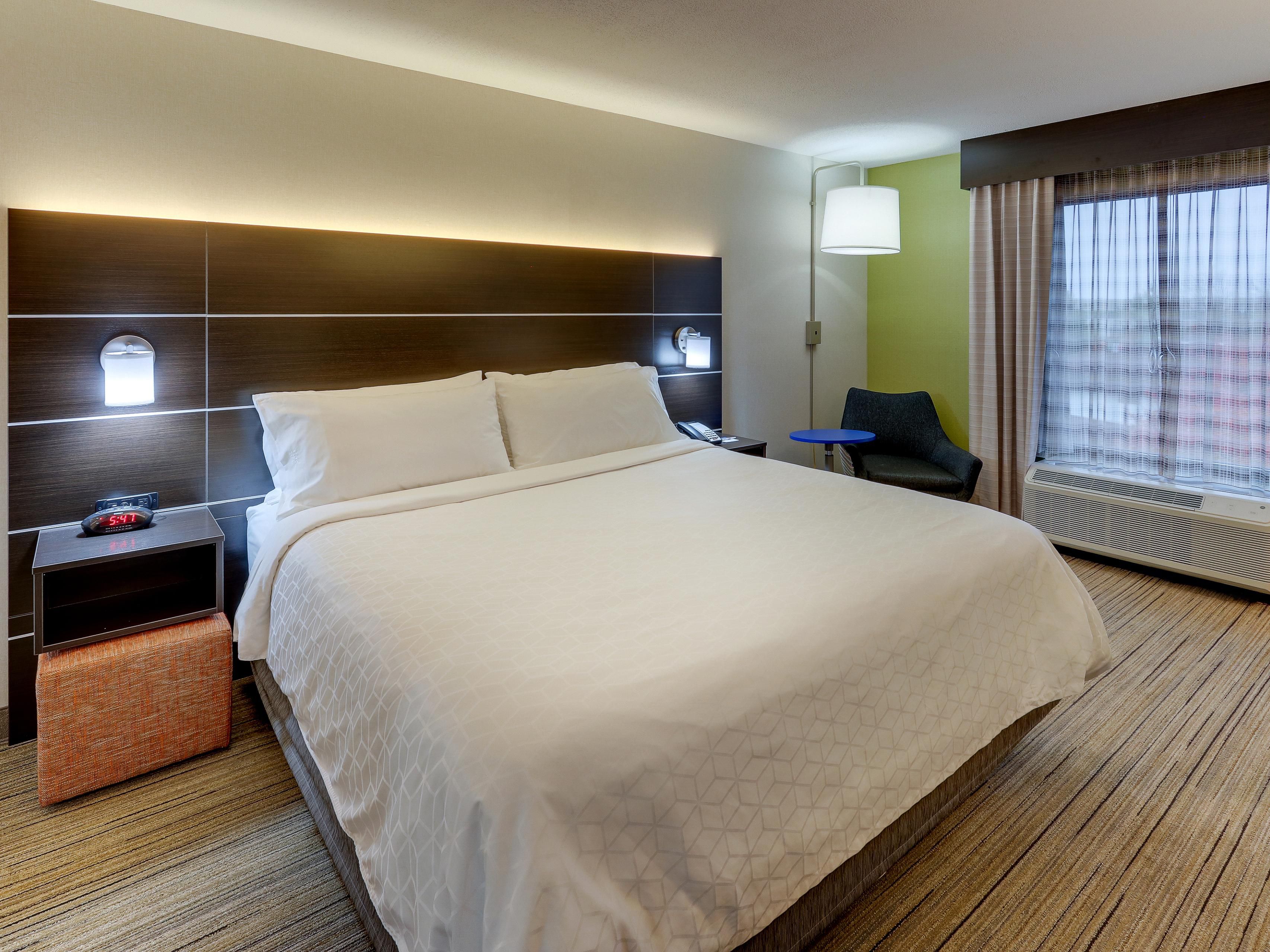 Our hotel rooms in Troy offer plush beds and plenty of space.