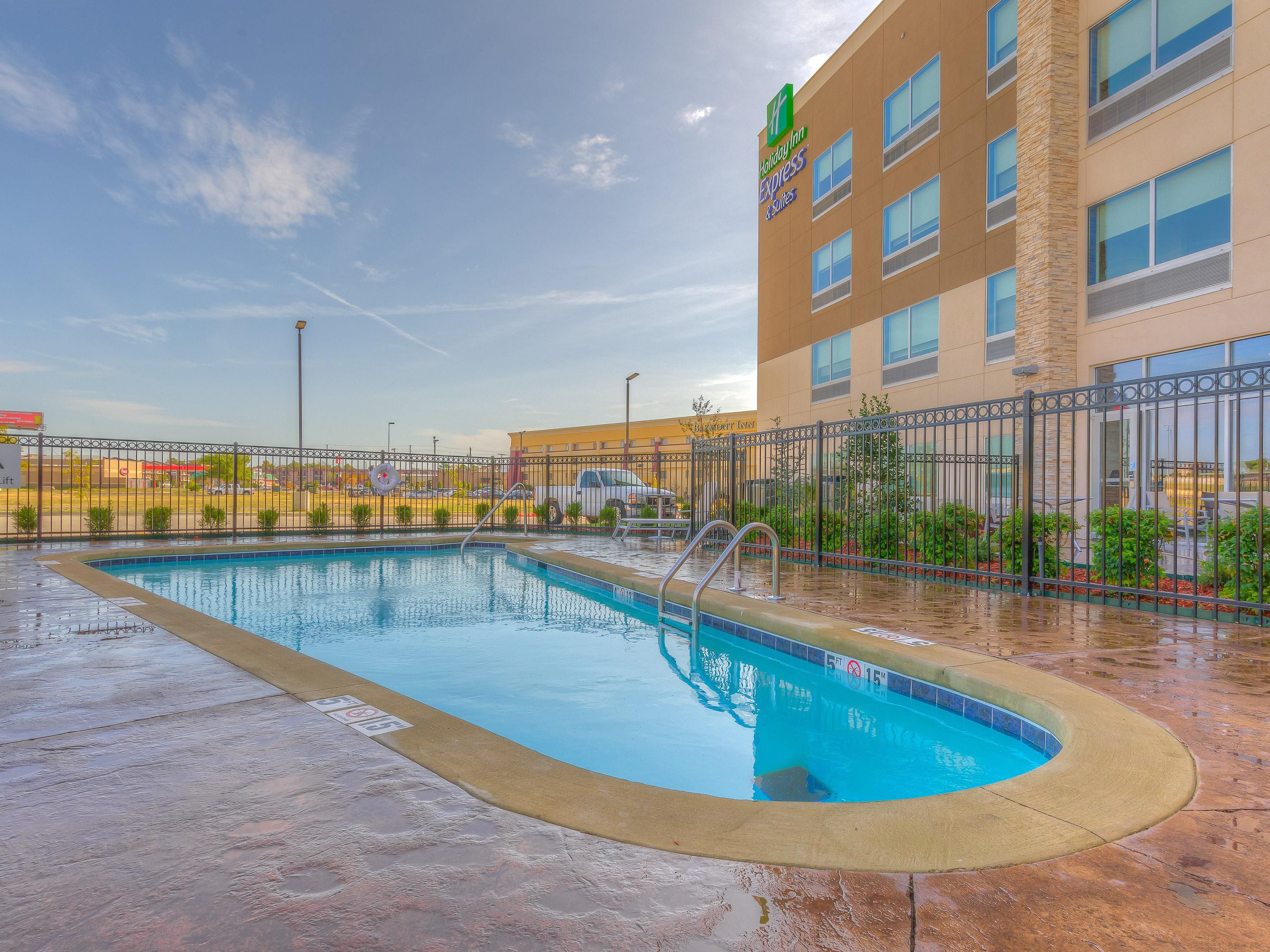 Kick back and take a seat on our patio or take a dip in our outdoor pool, which the patio overlooks. Guests can catch both sunrise and sunset from this sunny spot. The pool is open seasonally from May through August.