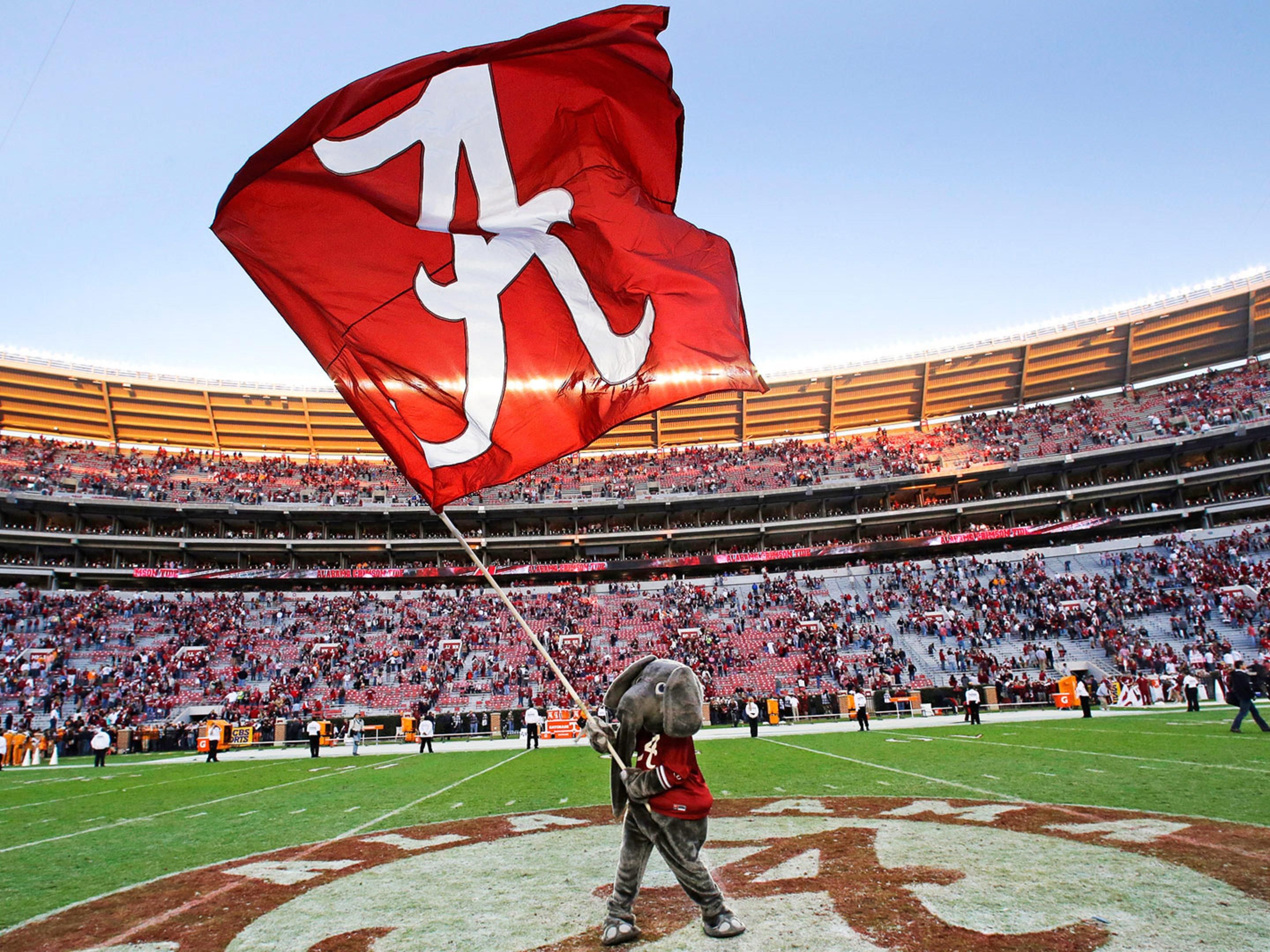 Experience hospitality that transcends the ordinary—where our dedicated team serves with genuine warmth and a welcoming smile. On the eve of every home University of Alabama football game, registered guests are invited to ignite the game day spirit at our exclusive Friday night pre-game celebration. Join fellow fans to cheer on the Crimson Tide!