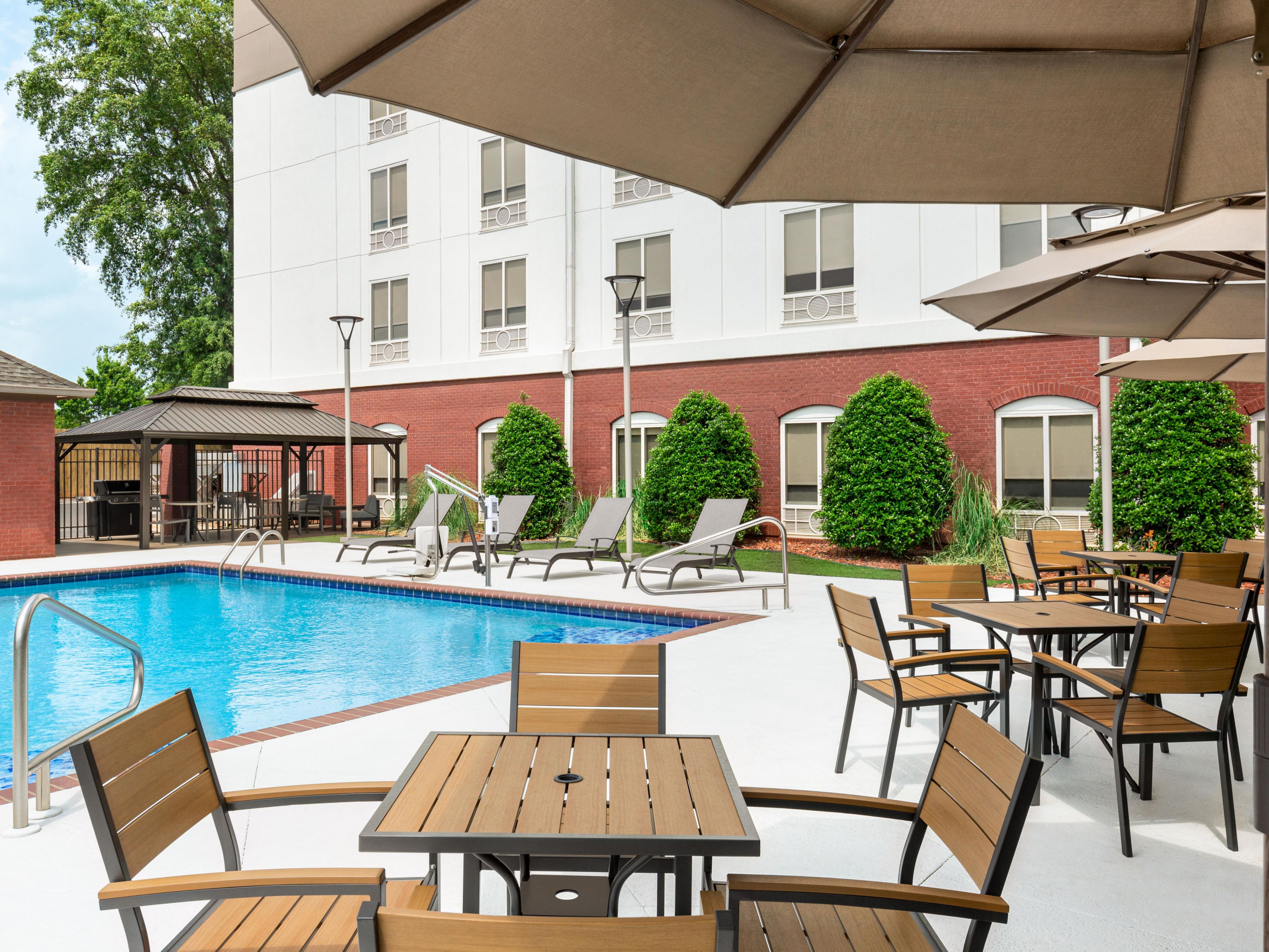 We provide amenities to enhance your stay in Tuscaloosa. Start each day with our complimentary Express Start™ Breakfast buffet. Stay active in our 24-hour Fitness Center, unwind in our outdoor pool, or relax on our guest patio with a cozy fireplace. From free parking to free Wi-Fi & EV charging stations, we anticipate needs and exceed expectations.
