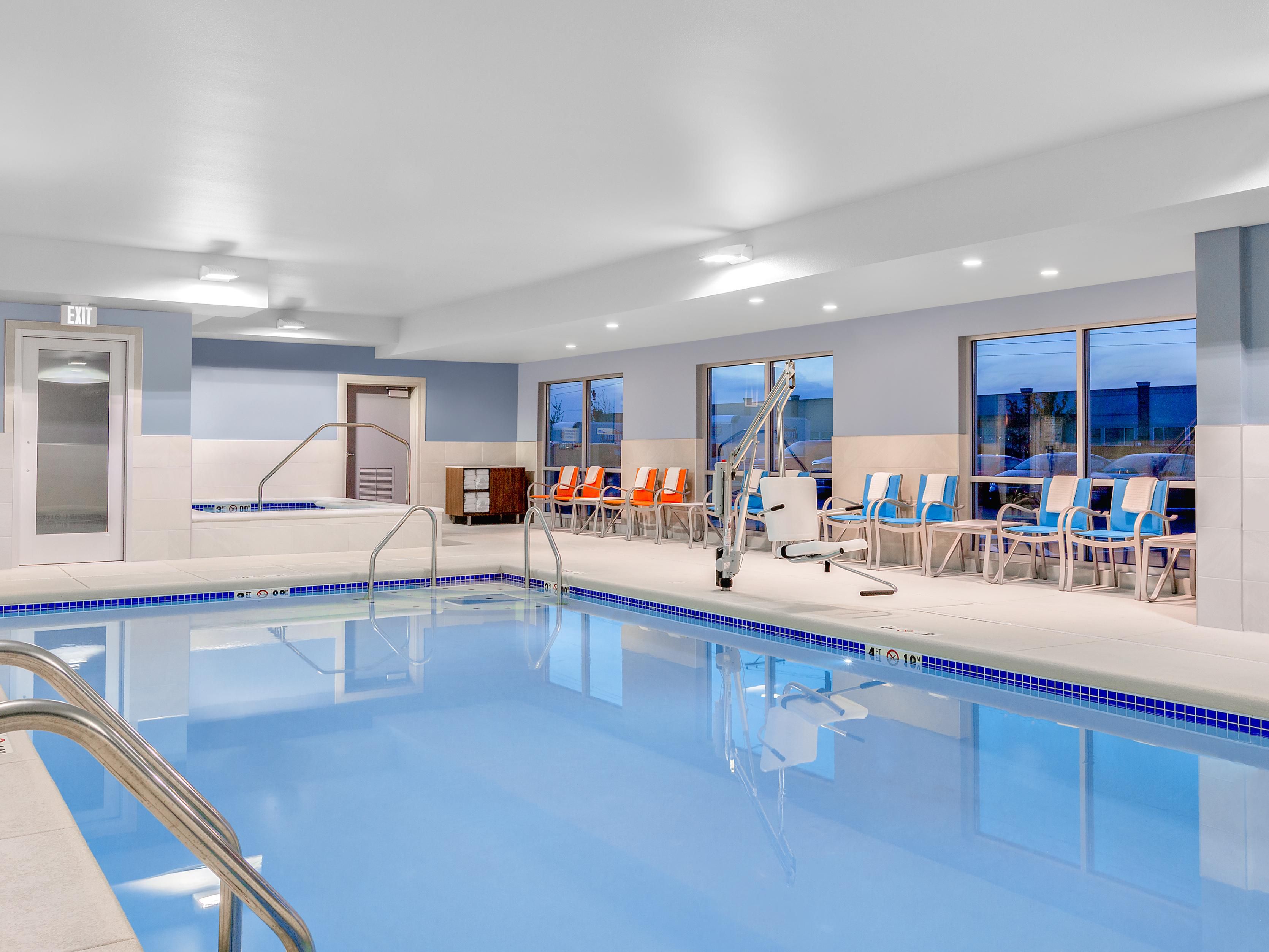 Make a splash in our indoor heated pool while parents can unwind in our heated indoor whirlpool. We’ve got breakfast covered too! With our complimentary Express Start Breakfast, we’ll help you kick start your day! 