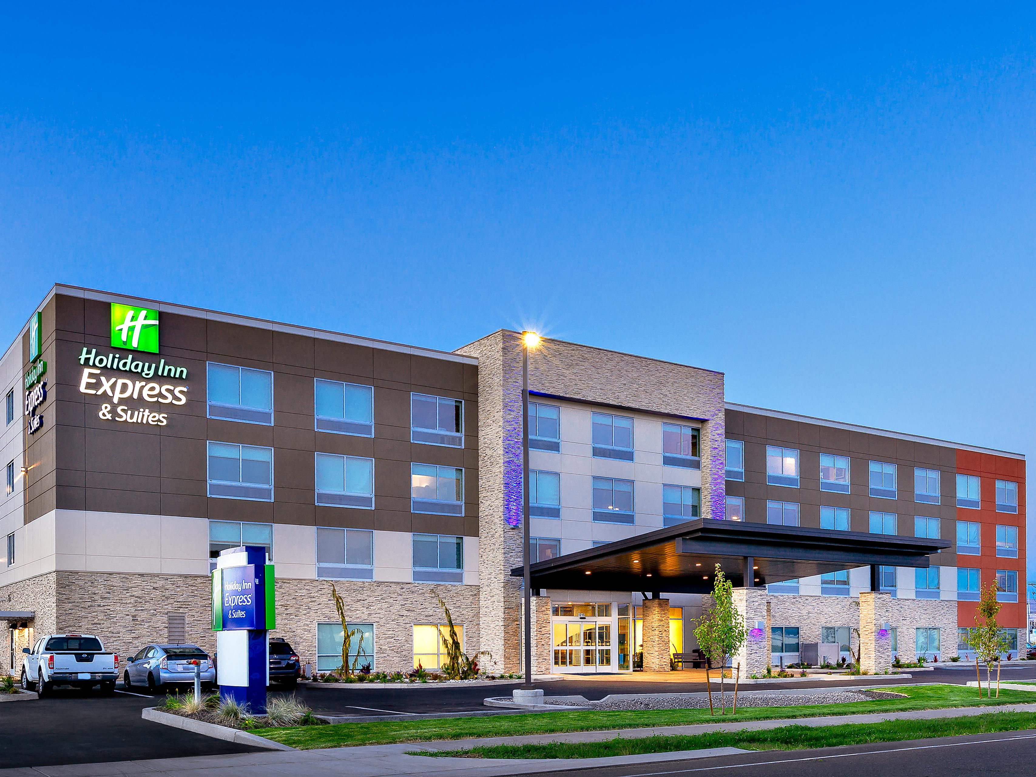 Conveniently located just 2.7 Miles from Downtown Union Gap and just over 6.5 miles from Yakima, WA. Located near many major companies such as International Paper, Perry Technical Institute, as well as easy access to Yakima Air Terminal. Other popular area attractions include Yakima Valley Sundome, SOZO Sports complex, and Ahtanum Youth Park.