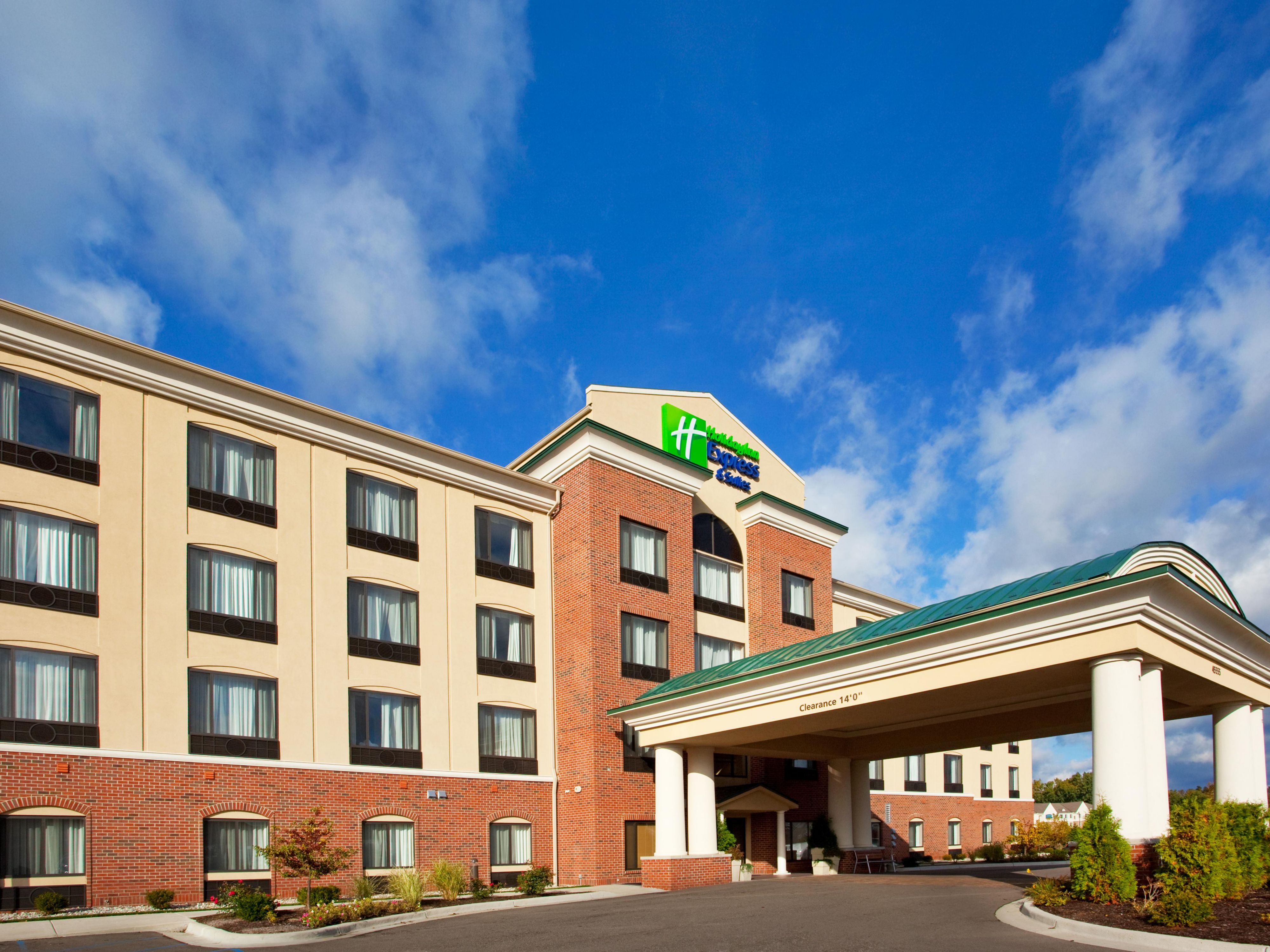 Drive up to complimentary parking, wifi and breakfast w/your stay