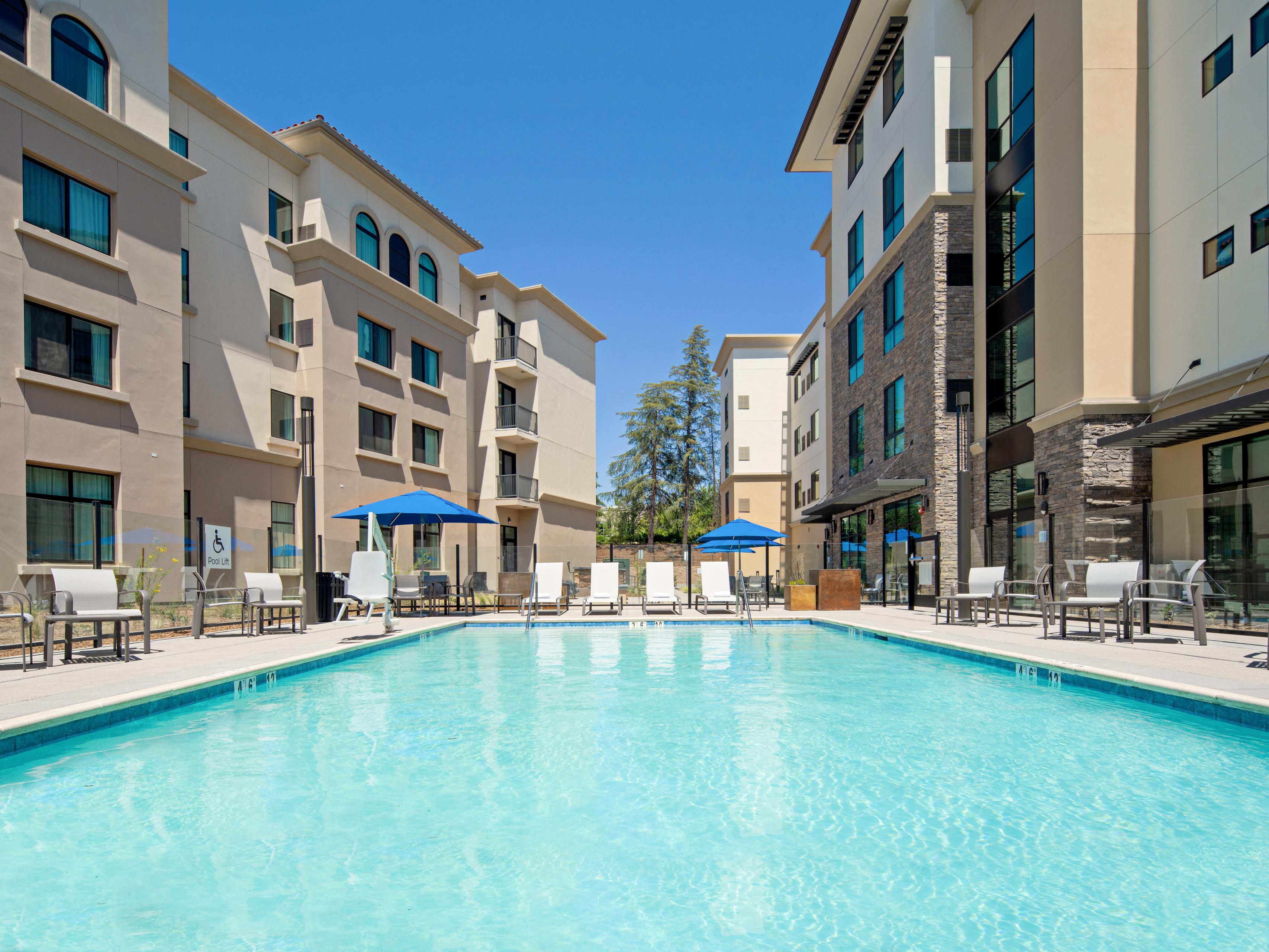 Our outdoor heated pool is open to enjoy year round. Open daily from 8:00am to 10:00pm with reclining chairs as well as patio tables and chairs so you can enjoy refreshments.