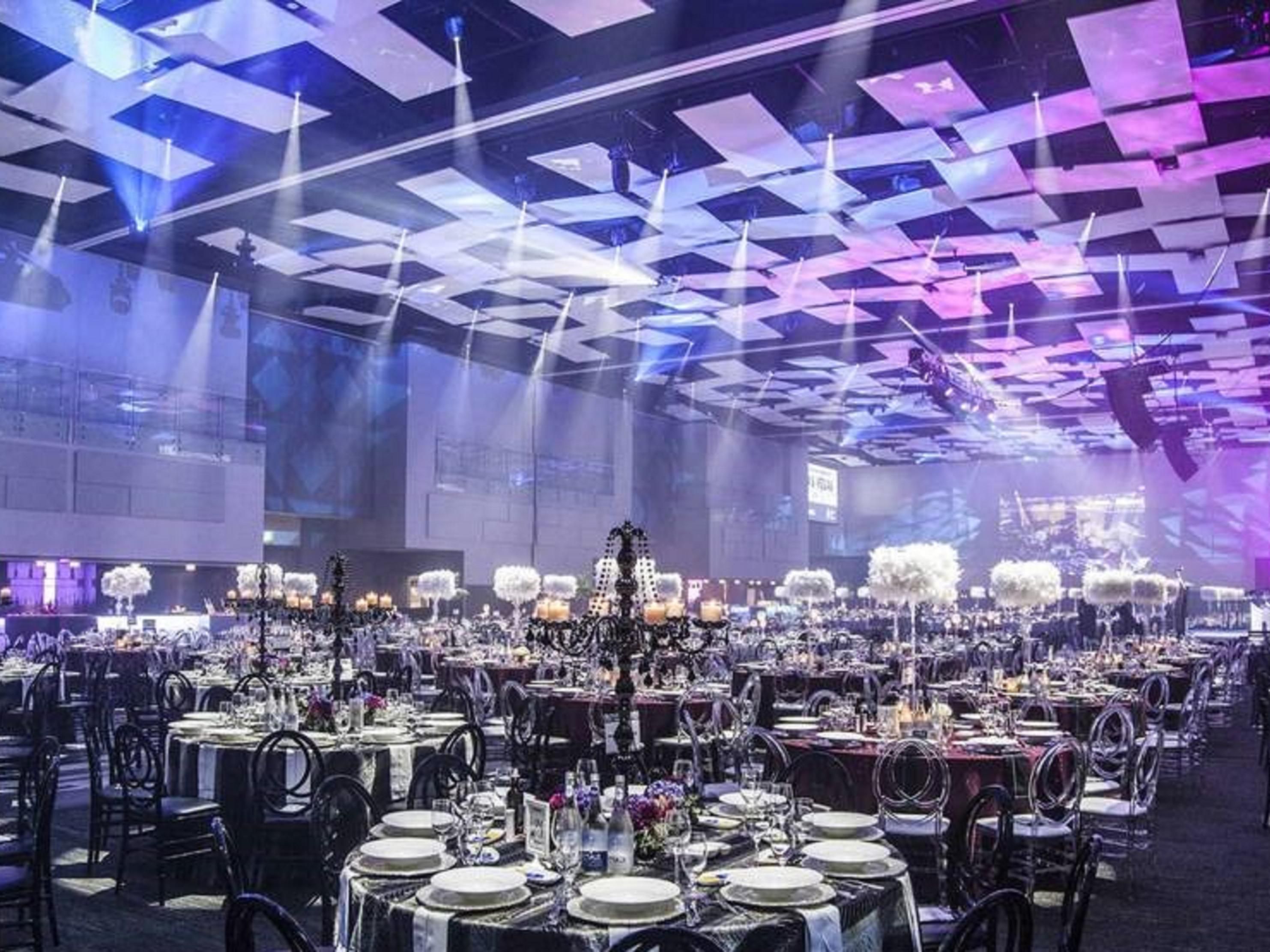 Universal Event Space at 6250 Highway 7, Vaughan. This spectacular 32-million-dollar venue can host your next event. This location is ideal for holiday parties, corporate events, product launches, gala, trade shows, awards and much more. With 125 guest rooms, we can successfully accommodate your hotel needs when attending an event.