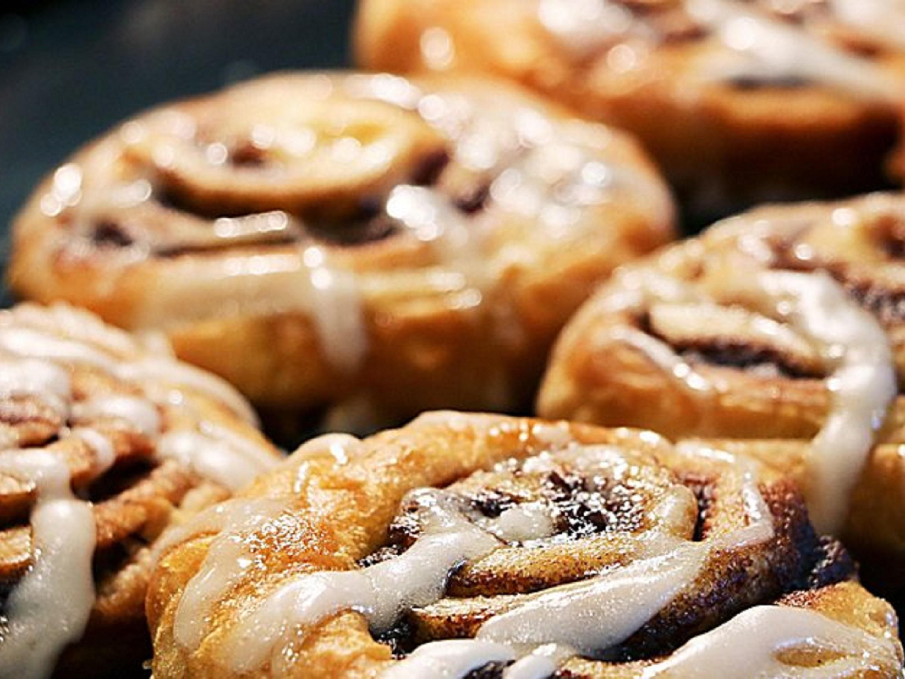 Free hot and ready breakfast. We offer fresh bacon, sausage, scrambled eggs, and a healthy egg white omelet. So grab a plate, fuel up, and Be The Readiest to conquer your day.
Open daily at 5:30 am.