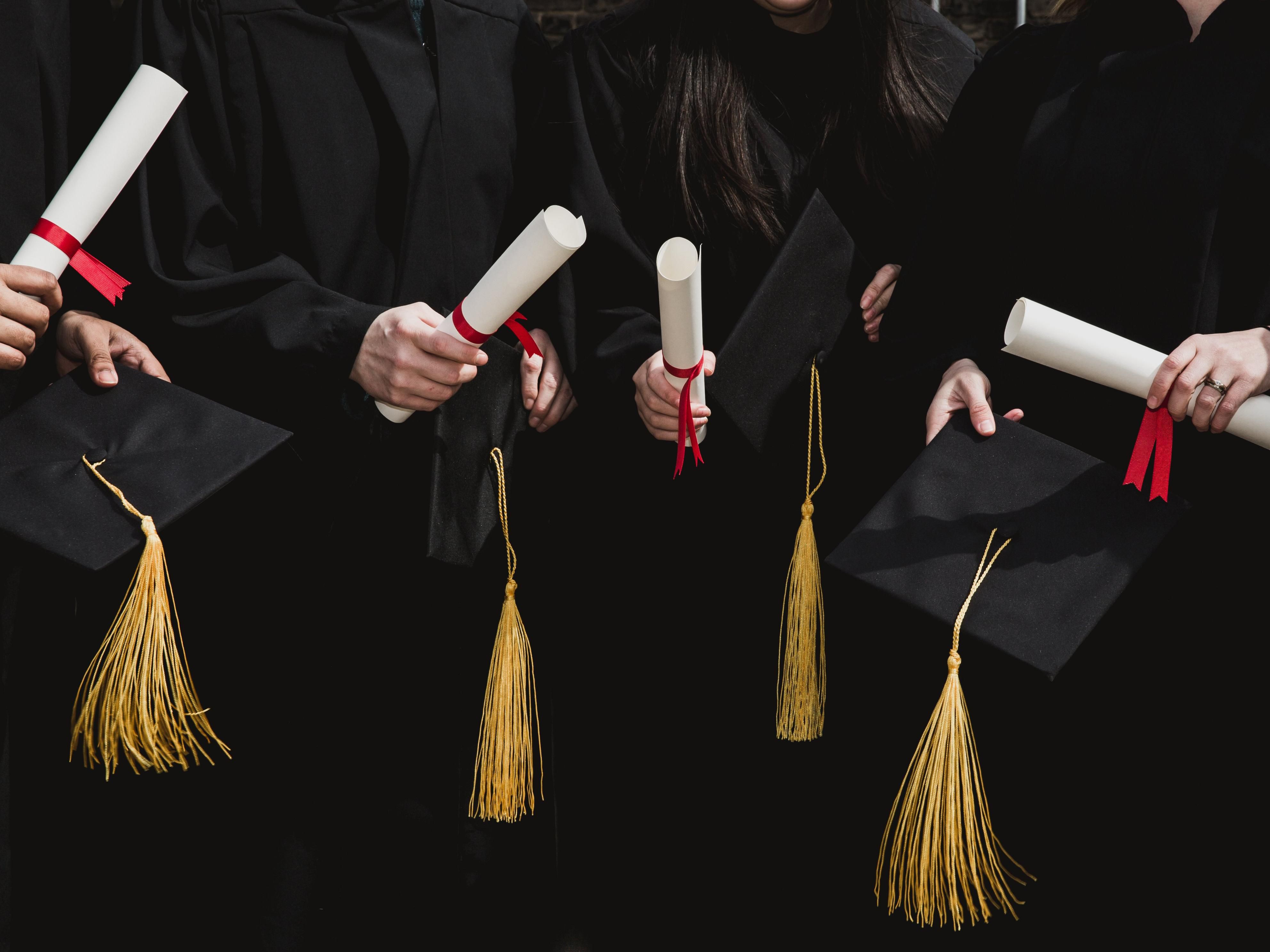 We welcome students, families, athletes and sporting competitors of the Youngstown State University Penguins. Our hotel is located 20 minutes away. We offer clean and spacious suites to accommodate visiting families and sports teams at this prestigious university. Please contact us directly to discuss your unique needs.