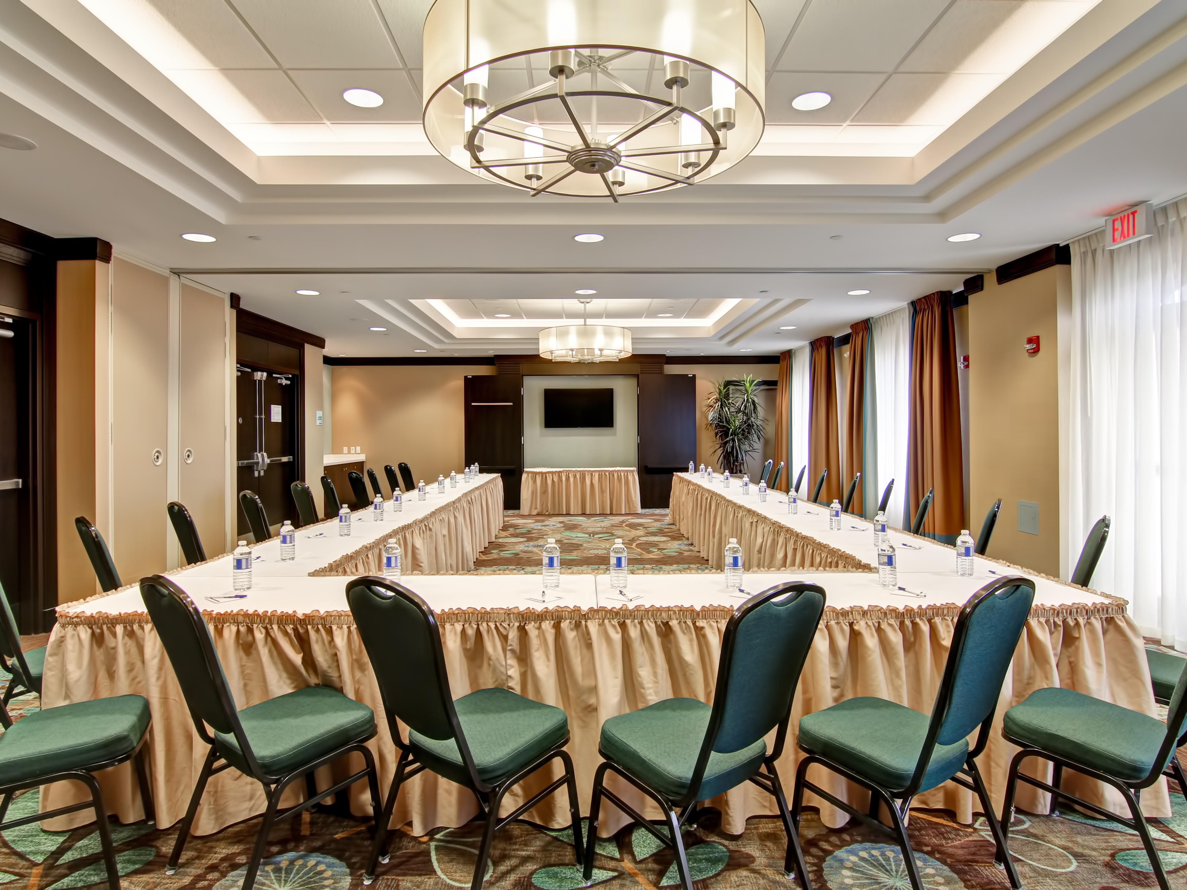 Holiday Inn Express Waterloo/St. Jacobs offers over 1,100 square feet of versatile meeting space boasting large windows with natural light.  Our Benjamin Room is available in a variety of arrangements, with audio-visual aids, and catering options available. Contact us today!