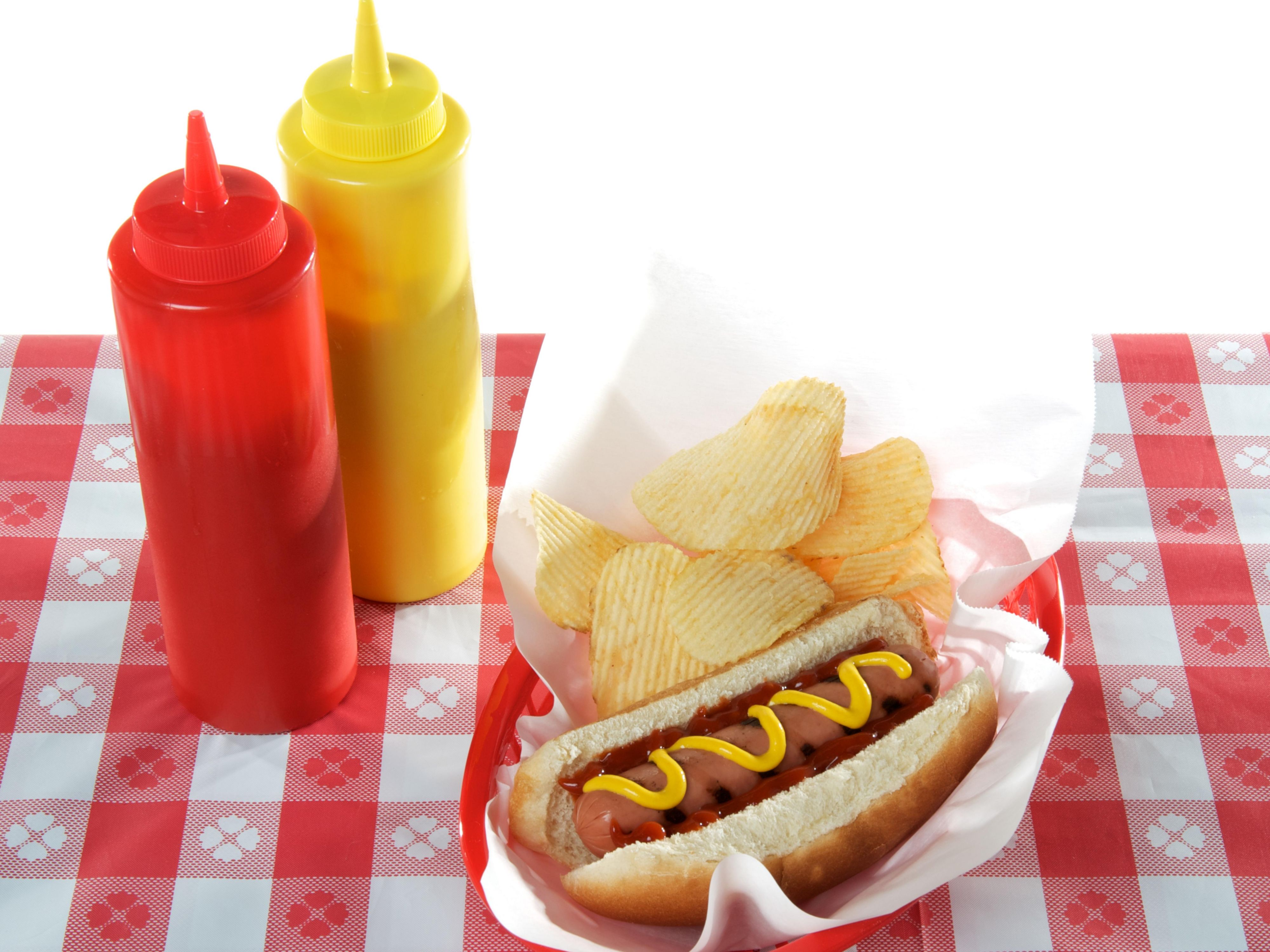 We fully support and appreciate the brave men and women that join the United States Navy.  To celebrate their accomplishment of graduating boot camp we invite the sailor and their families to our hot dog luncheon.  The luncheon is for registered guests and their sailor, and is served in our Great Room on graduation days from 11:30 AM to 12:30 PM.