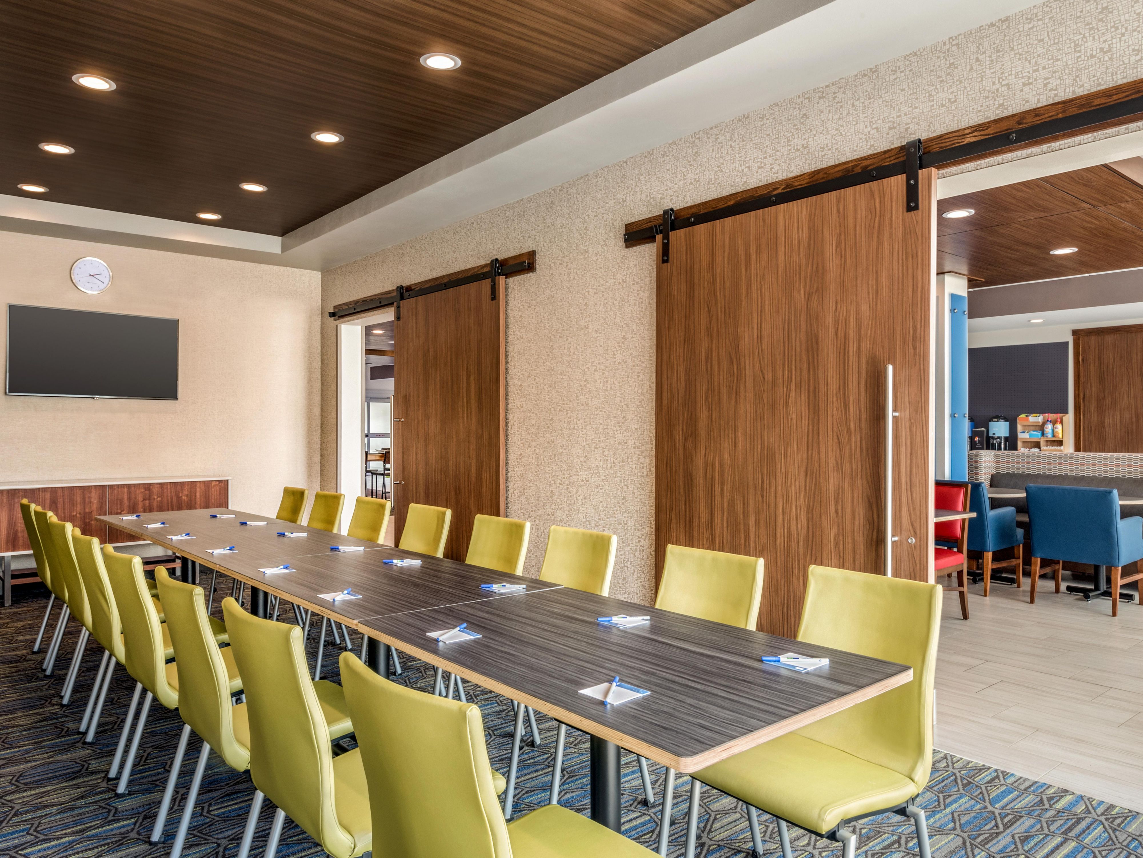 Our small meeting room space is perfect for your next board meeting, small group classroom training, or sports meeting prep. We offer a variety of different setups for our space like boardroom, theater or classroom style. Add coffee and water to your event. Contact one of our sales staff today at 1-515-223-4050 to reserve this space.