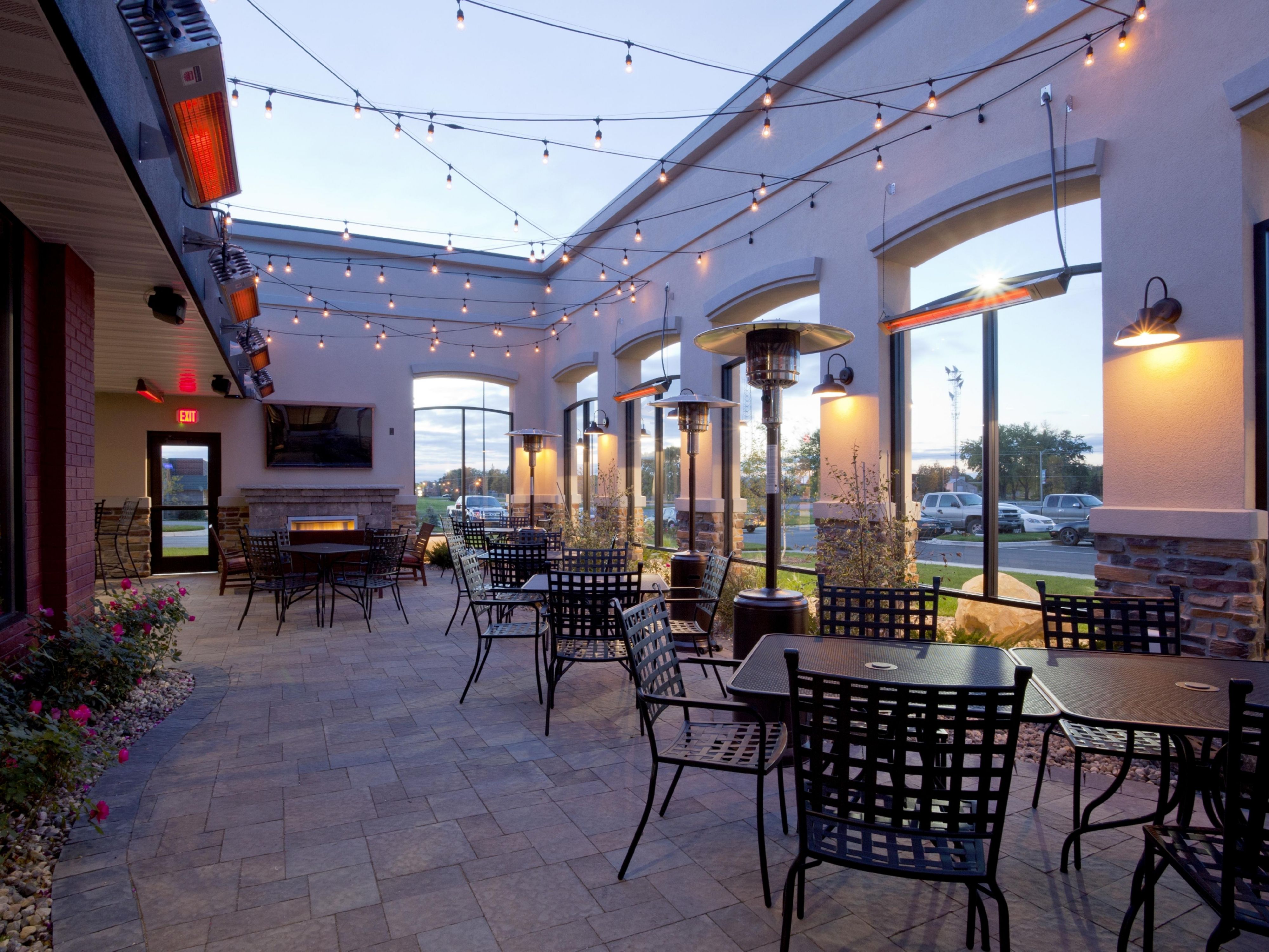 Kick back during your stay at Ruff's Wings and Sports Bar! Each day of the week has a new surprise of specials and happy hour options! It's the perfect place to unwind or get your evening started right.