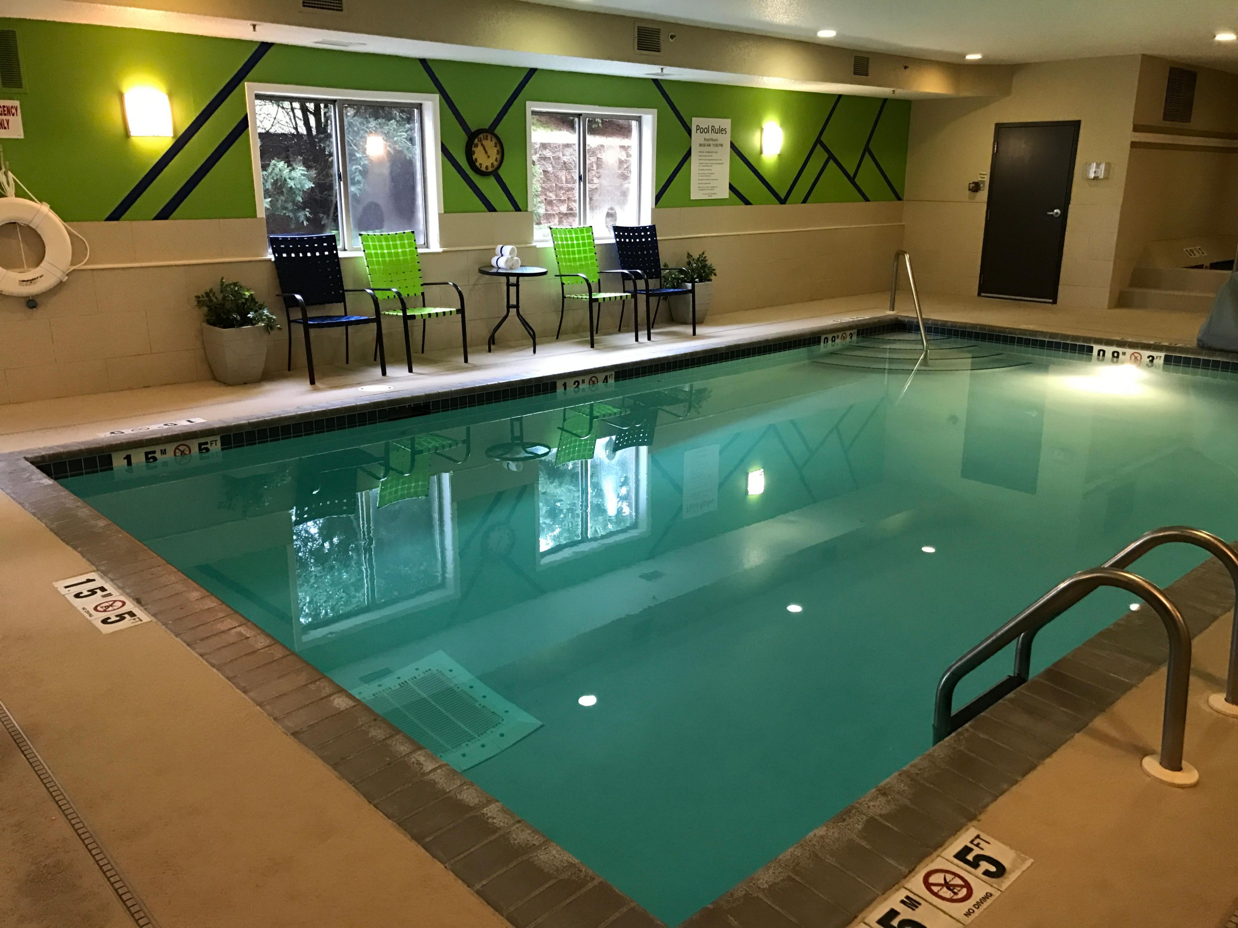 Start your morning with invigorating laps, make a mid-afternoon splash, or enjoy a leisurely evening swim. Whatever you like to do, our indoor pool is the perfect place for both relaxation and recreation. Lounge poolside or take a dip daily between 8:00 AM - 11:00 PM.