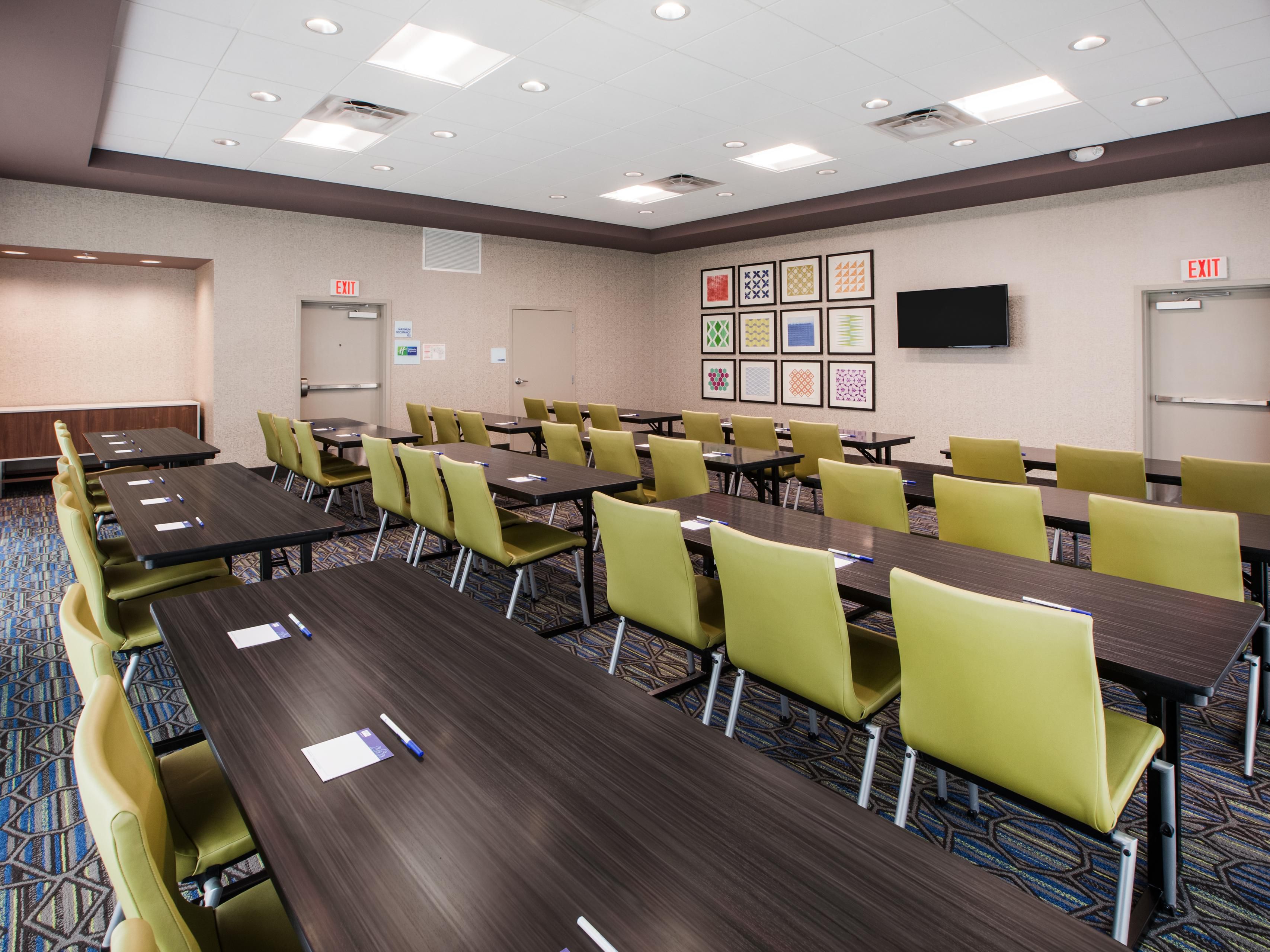 Host your gatherings in Woodstock with our dedicated 648 square foot meeting room, accommodating up to 40 guests. Enjoy personalized attention, tailored services, complimentary Wi-Fi, and catering options that ensure your meetings are impactful and productive.