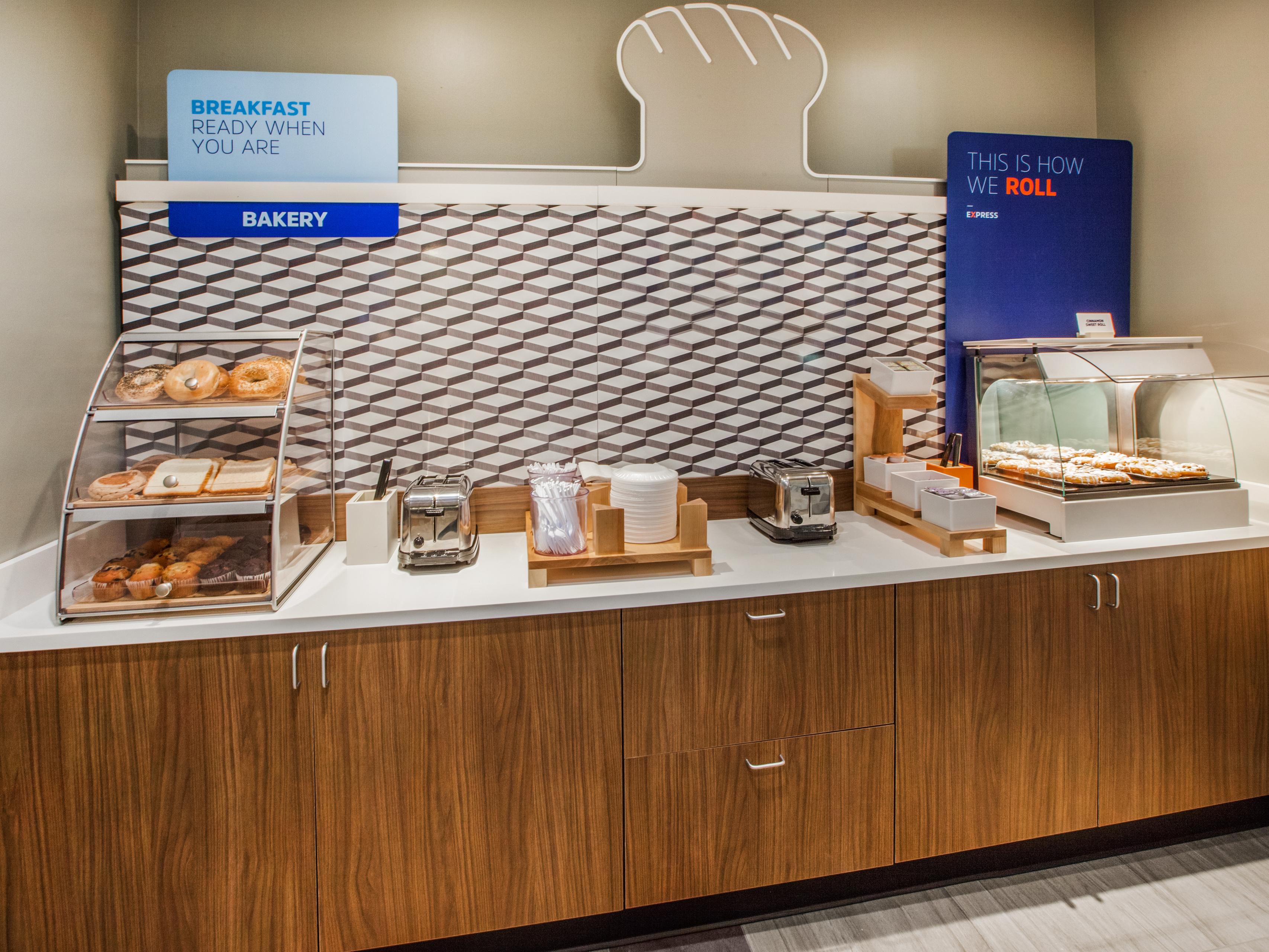 Start your day with our complimentary breakfast. Indulge in mouthwatering dishes like biscuits and gravy, omelets, bacon, and sausage, complemented by a selection of fruit juices, milk, and freshly brewed coffee. For lighter appetites, we offer an array of fresh fruit, yogurt, and a variety of cereals.