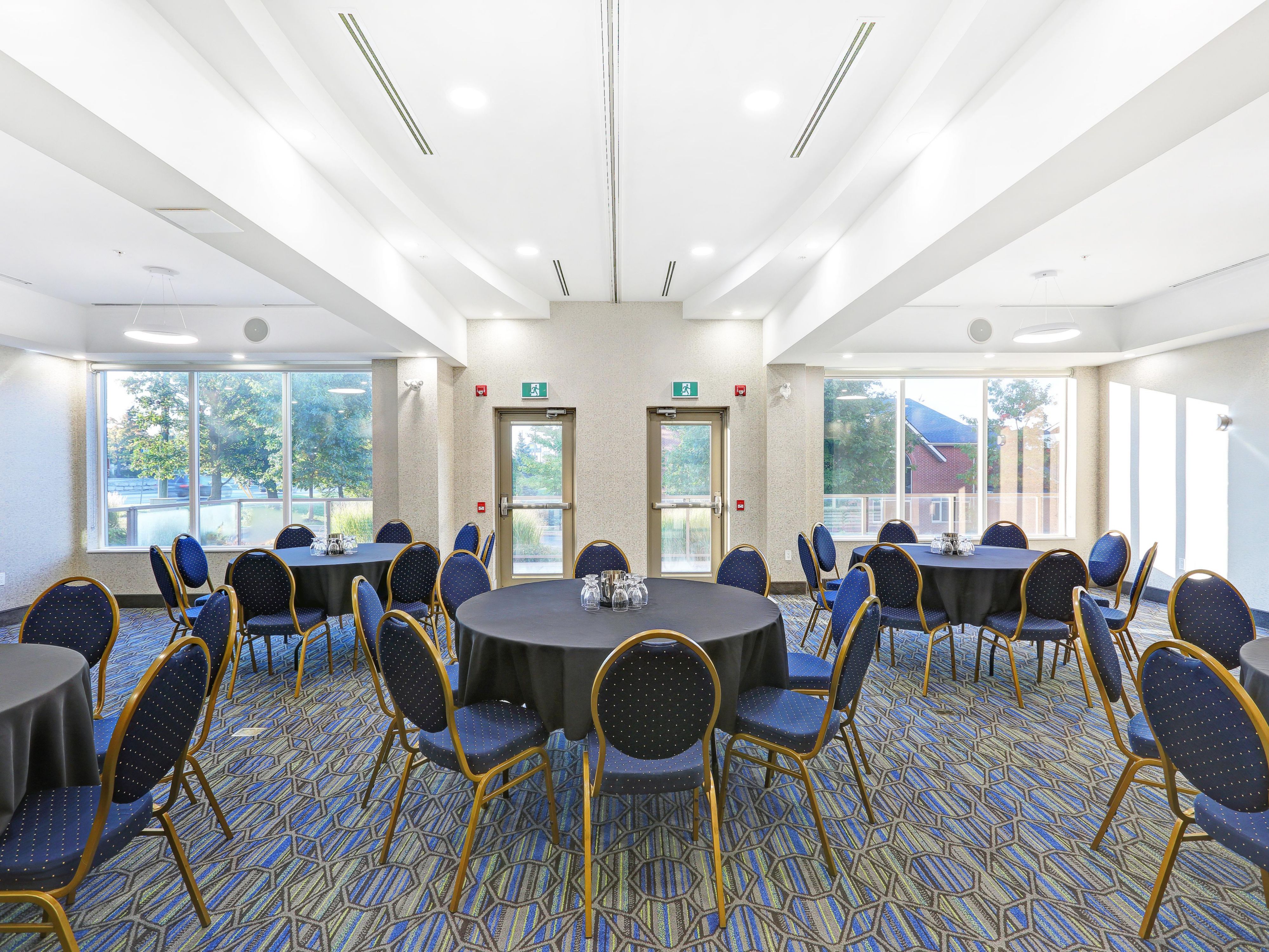 Enjoy our spacious meeting rooms and ask about our IHG Business Rewards program.