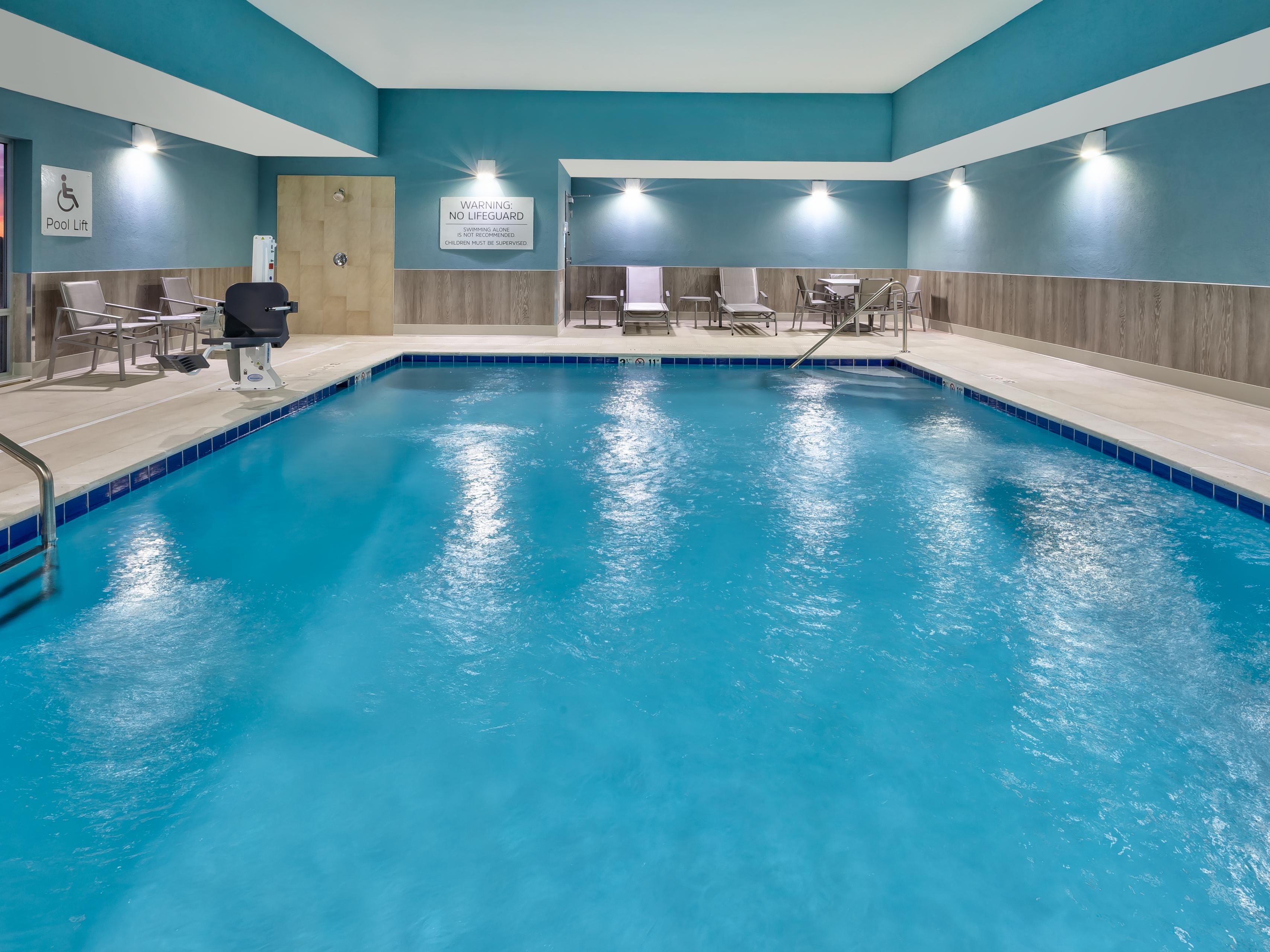 Whether you prefer to start each morning with invigorating laps, jump in and make a mid-afternoon splash, or enjoy a leisurely evening swim, our indoor heated pool is the perfect place for both relaxation and recreation. Open 6:00 AM –10:00 PM daily.