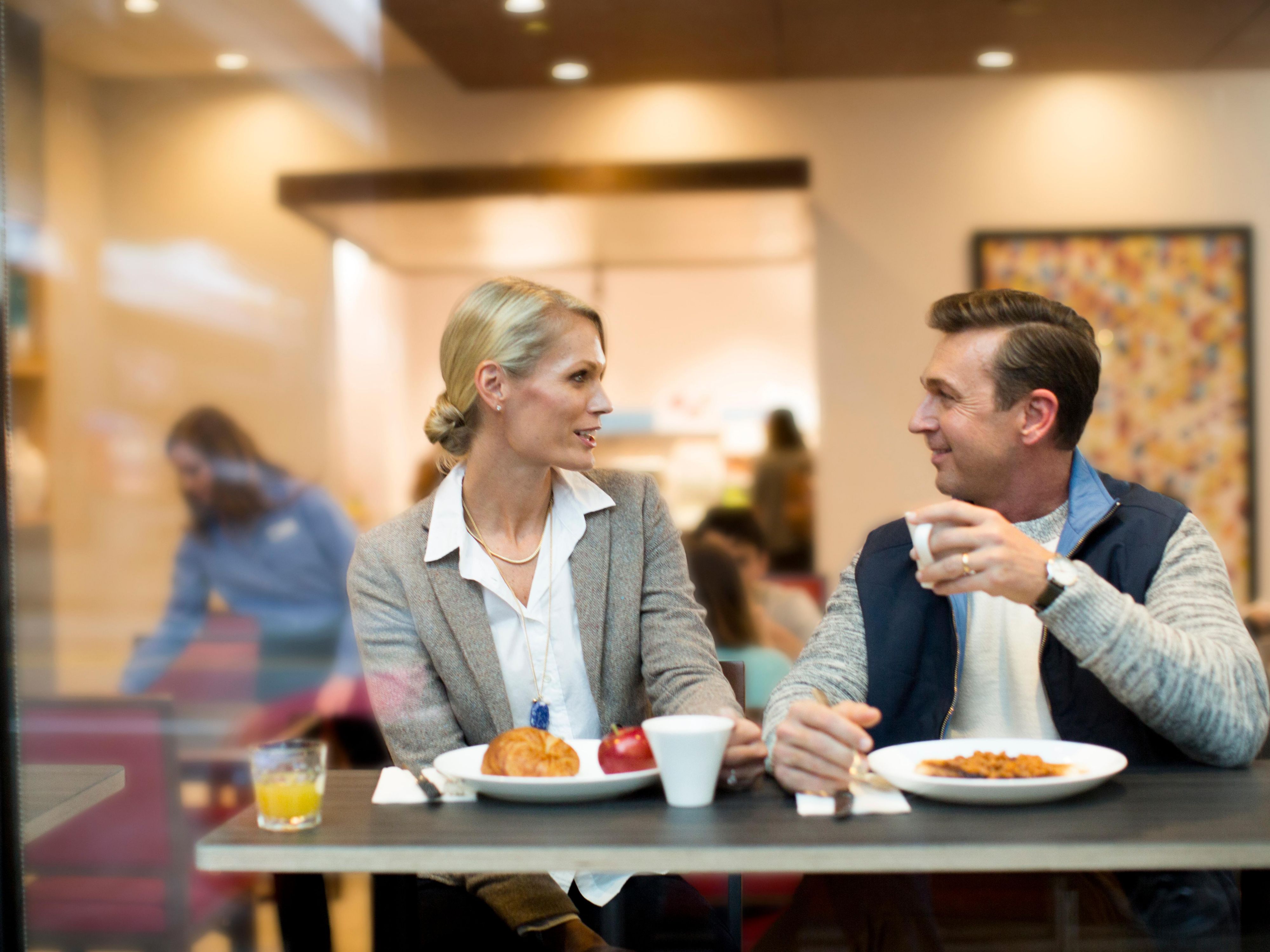 Start your day with our free Express Start™ breakfast, featuring hot and cold favourites, including eggs, pastries, cereals and more. In a hurry? Grab a coffee and a snack from our Grab & Go station, available daily for mornings on the move.