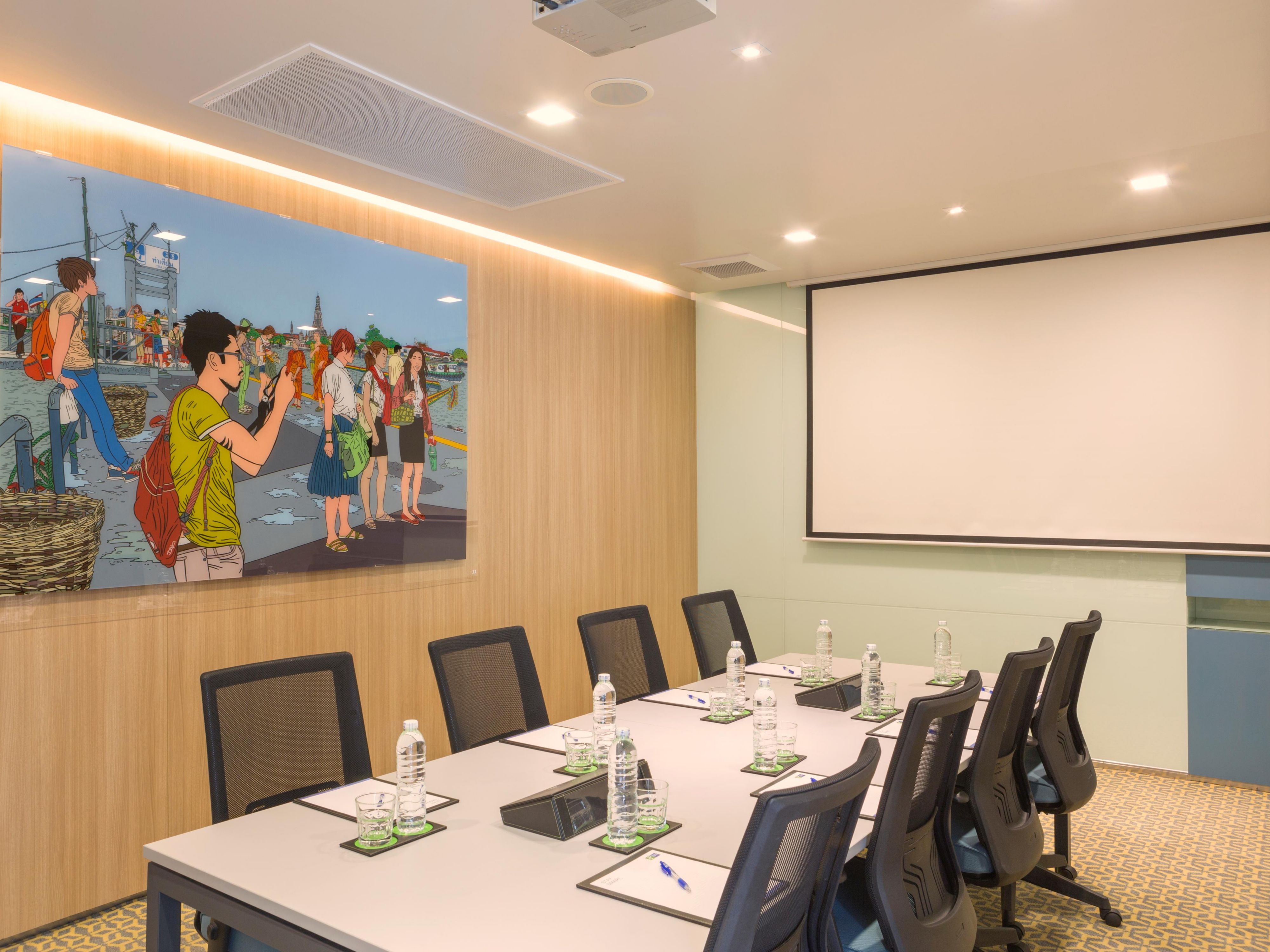 你和你在一起很好从私人活动到打孔包装活动，我们的会议设施都为您的所有业务需求做好了充分的准备。凭借广泛的空间、服务和专业知识，您可以依靠曼谷萨桑假日酒店提供理想的第一印象。