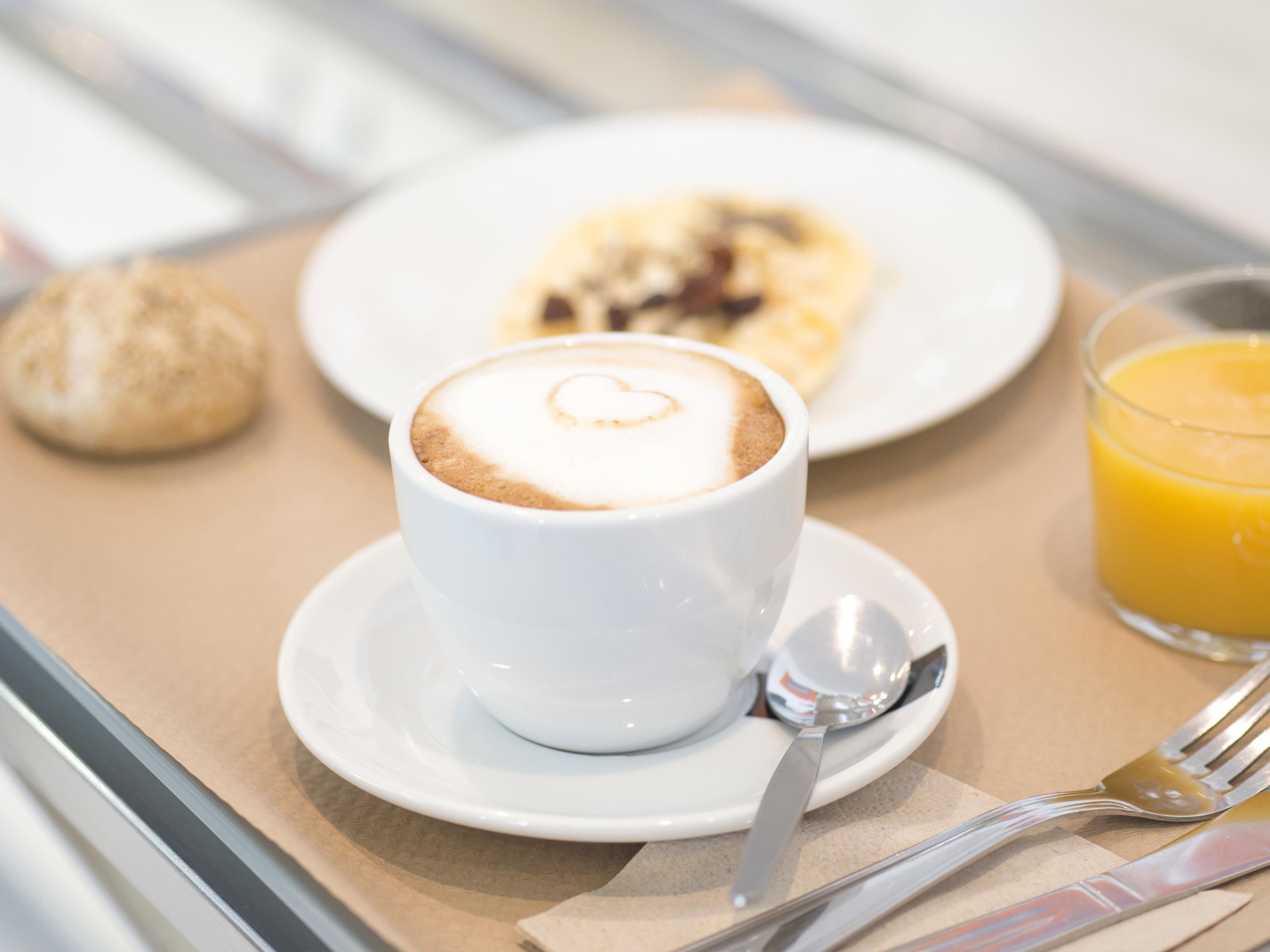 Enjoy our free continental buffet breakfast! 
The selections do not include hot items but fresh fruits and different selections to start your day with energy. You can enjoy it in our Lobby area from 07 00 am to 10 30 am.