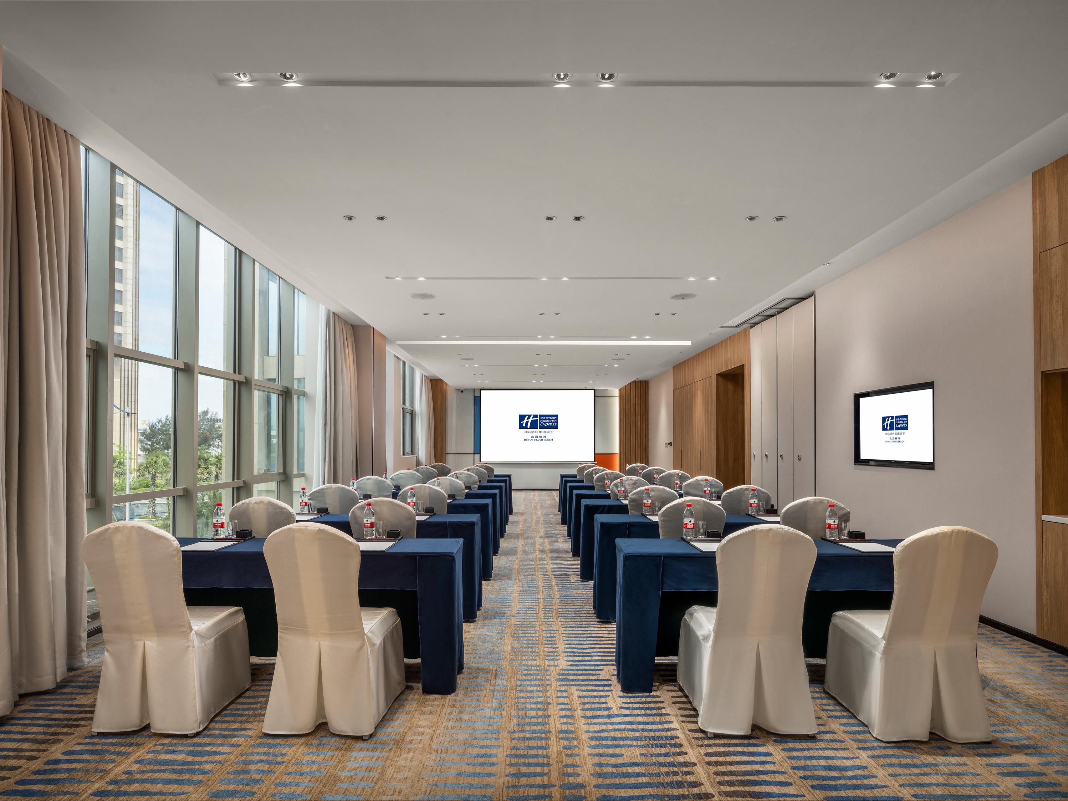 118 square meters of meeting space, complete with a wide array of advanced and sophisticated multimedia audio visual equipment.