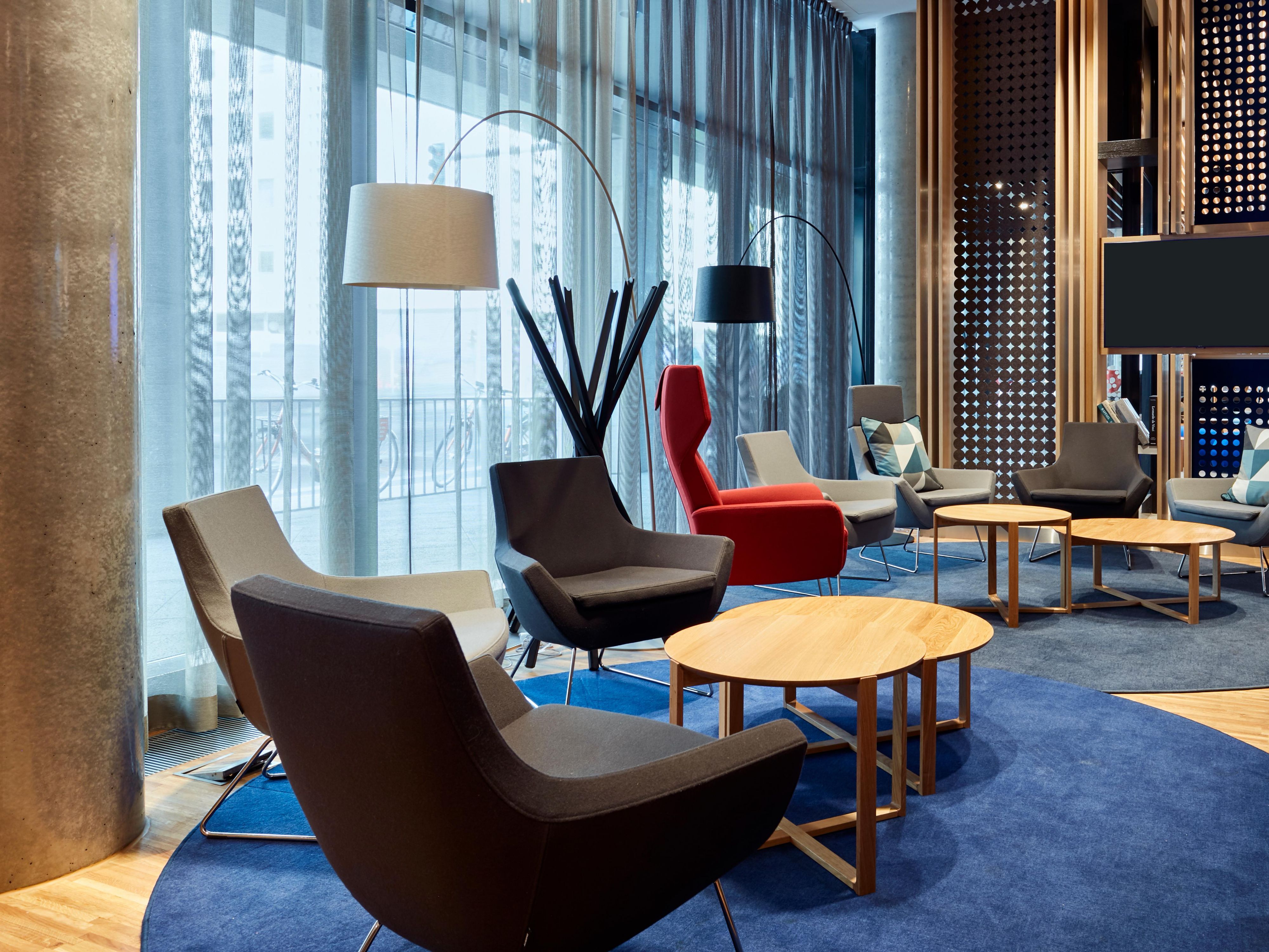 You have an important conference in Berlin Mitte, like Alte Münze, BCC or Cafe Moskau and need a great hotel close to the venue. Our hotel has the perfect location for your stay, and you can reach these congress venues in a few minutes. You will save time and sleep in the vibrant city centre of Berlin. Remember to book direct at IHG.com.