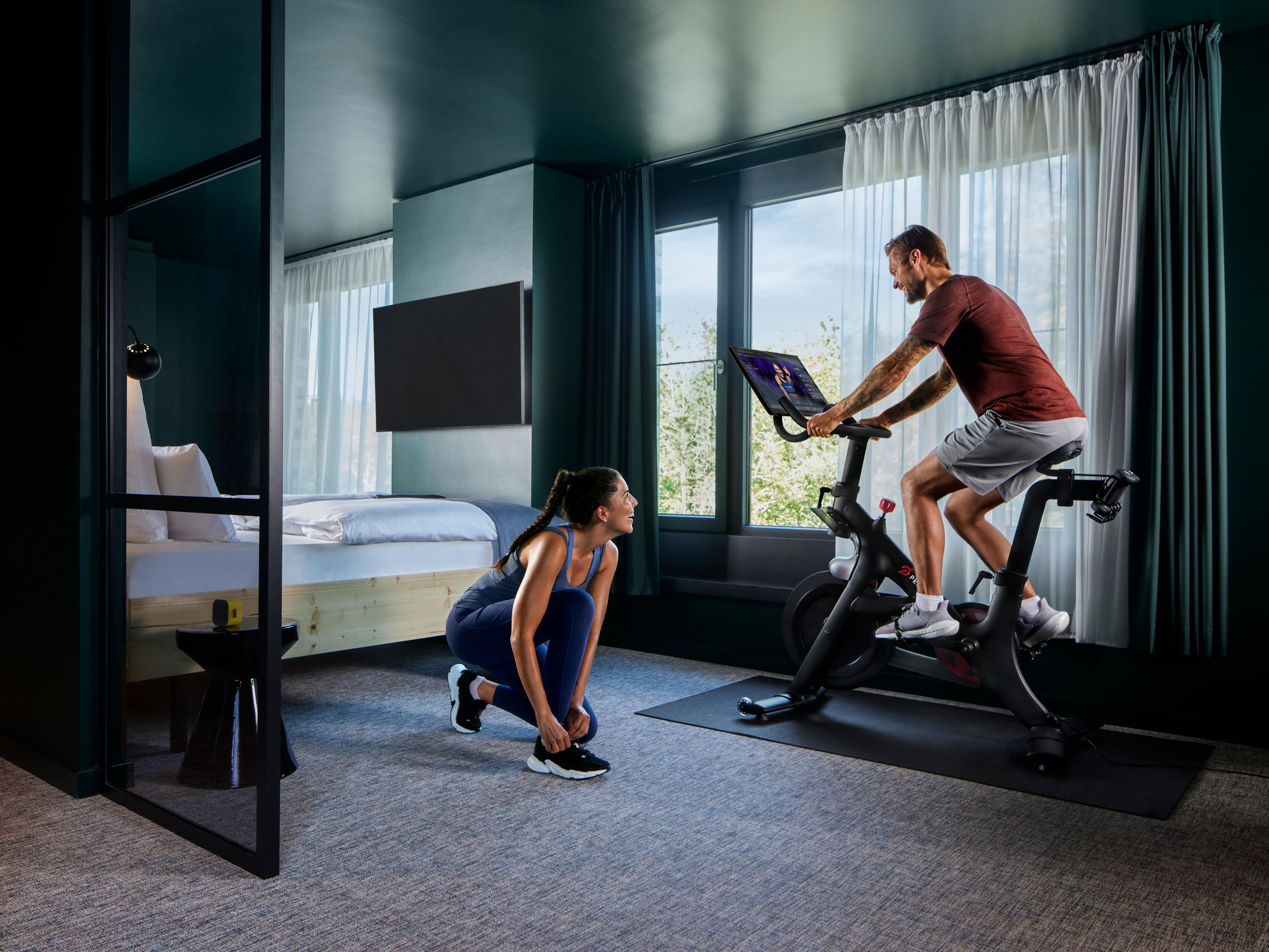 In one of our corner rooms, you can enjoy the fitness Peloton Bike with the Berlin city view.
To use the bike, you just need to download the free Peloton app. 
Surcharge for hotel room applies.