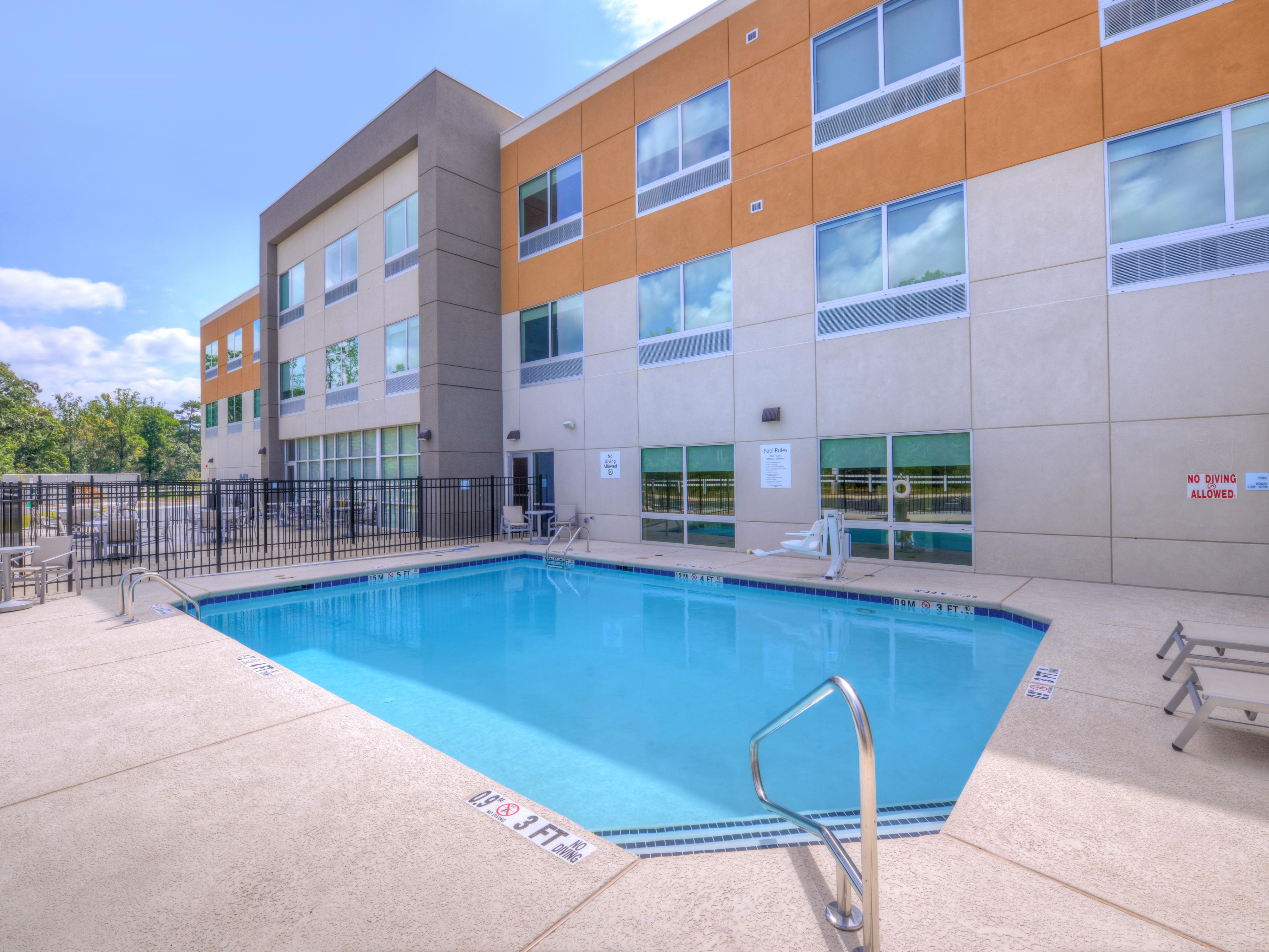 Outdoor Swimming Pool