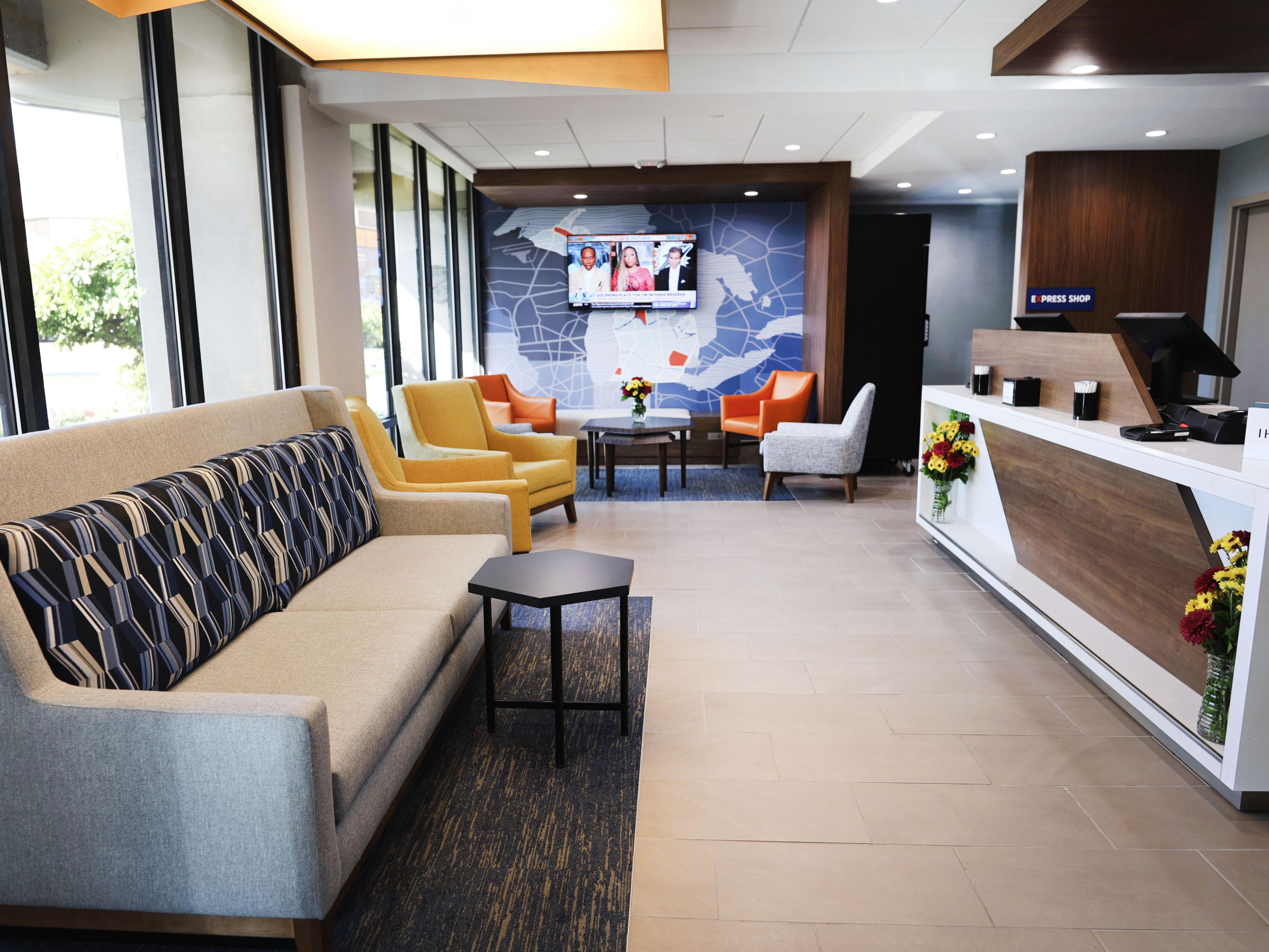 Experience new, modern touches at our recently renovated hotel in Birmingham, MI. Enjoy a great night's rest in our refreshed rooms and enjoy our updated amenities throughout the hotel.
