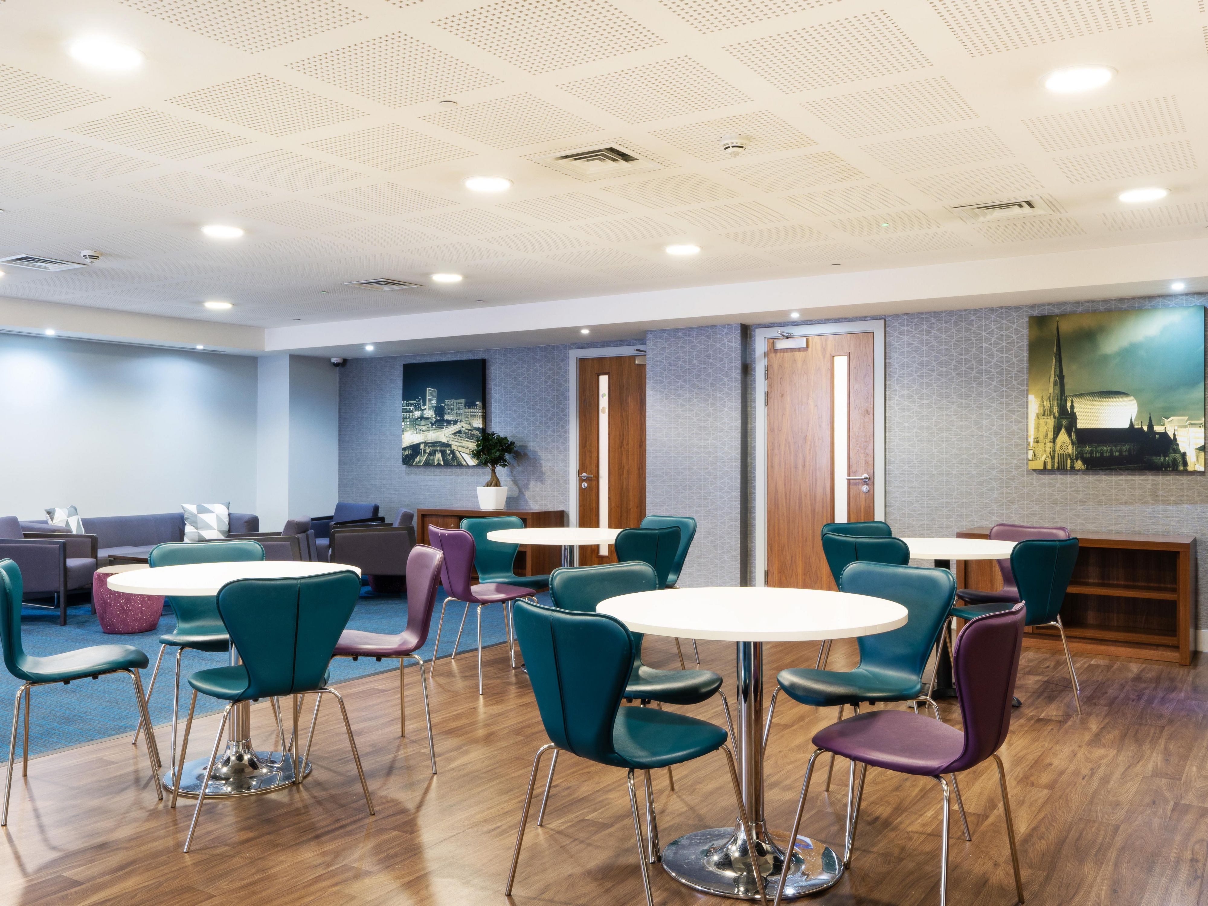 Meeting room breakout area