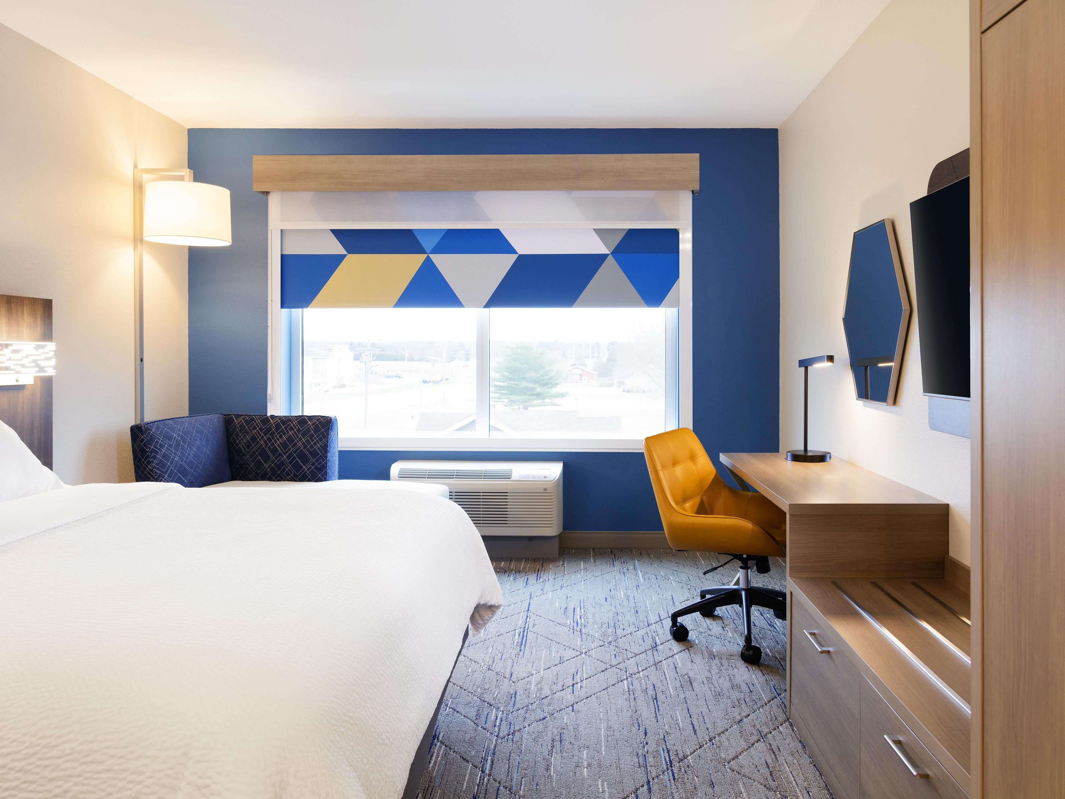 Non - smoking single king room