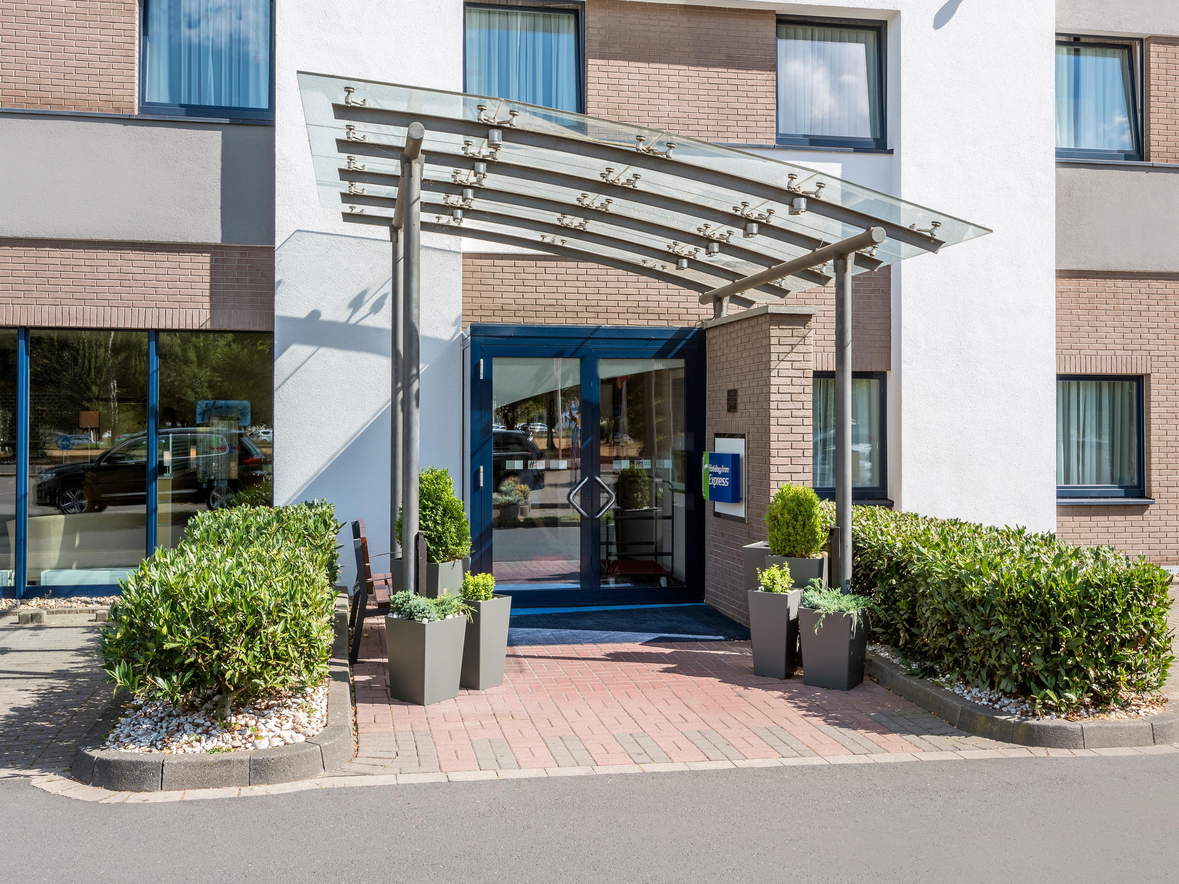 Great news! We are Green Key certified.
This Green Key stands for our establishment’s promise to its guests that by opting to stay with our establishment, they are helping to make a difference on an environmental and sustainability level.