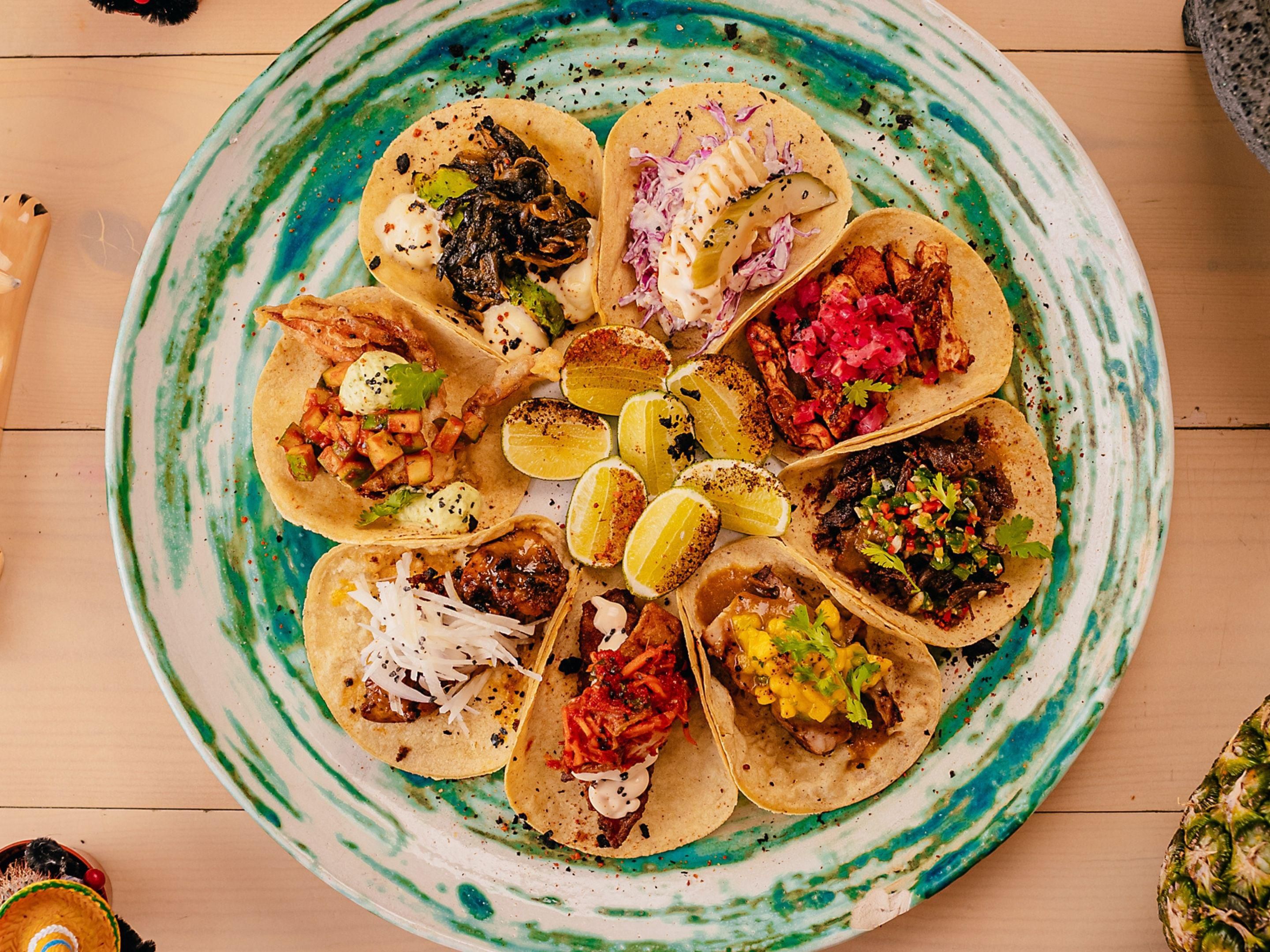 Muchachas is a stylish and relaxed Mexican cantina, with fun decor, great music, and one-of-a-kind traditional Mexican dishes with a modern approach. A place for guests to spend some quality time, delight, and enjoy themselves with friends and loved ones.