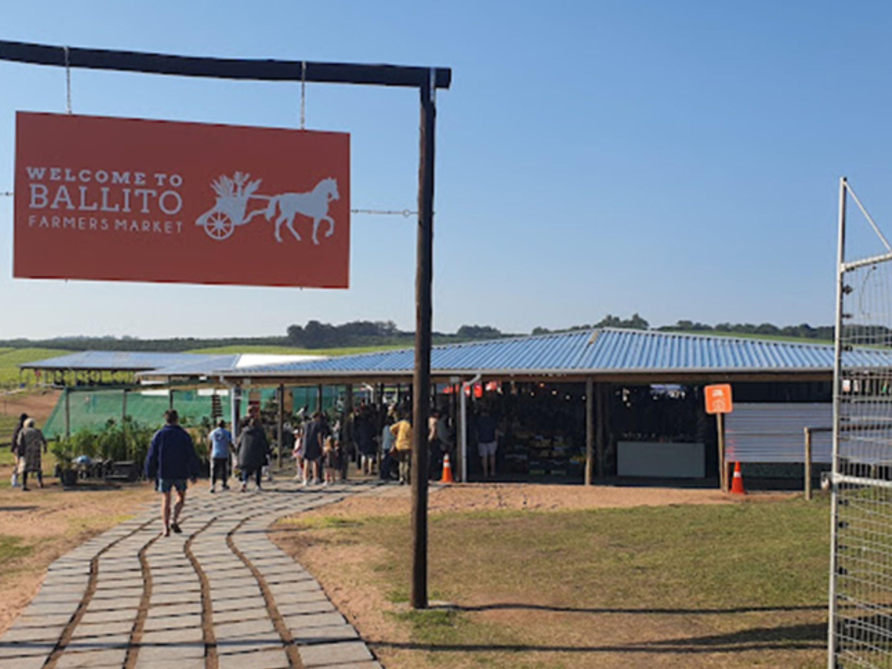 Set in the green hills of the KZN North Coast, Ballito Farmer’s Market features over 150 traders. Enjoy fresh farm produce, flowers, local retail, outdoor fashion, kids’ activities, art, and lifestyle products. With ample open space, it’s perfect for families to enjoy fresh air, sunshine, and a unique shopping experience.