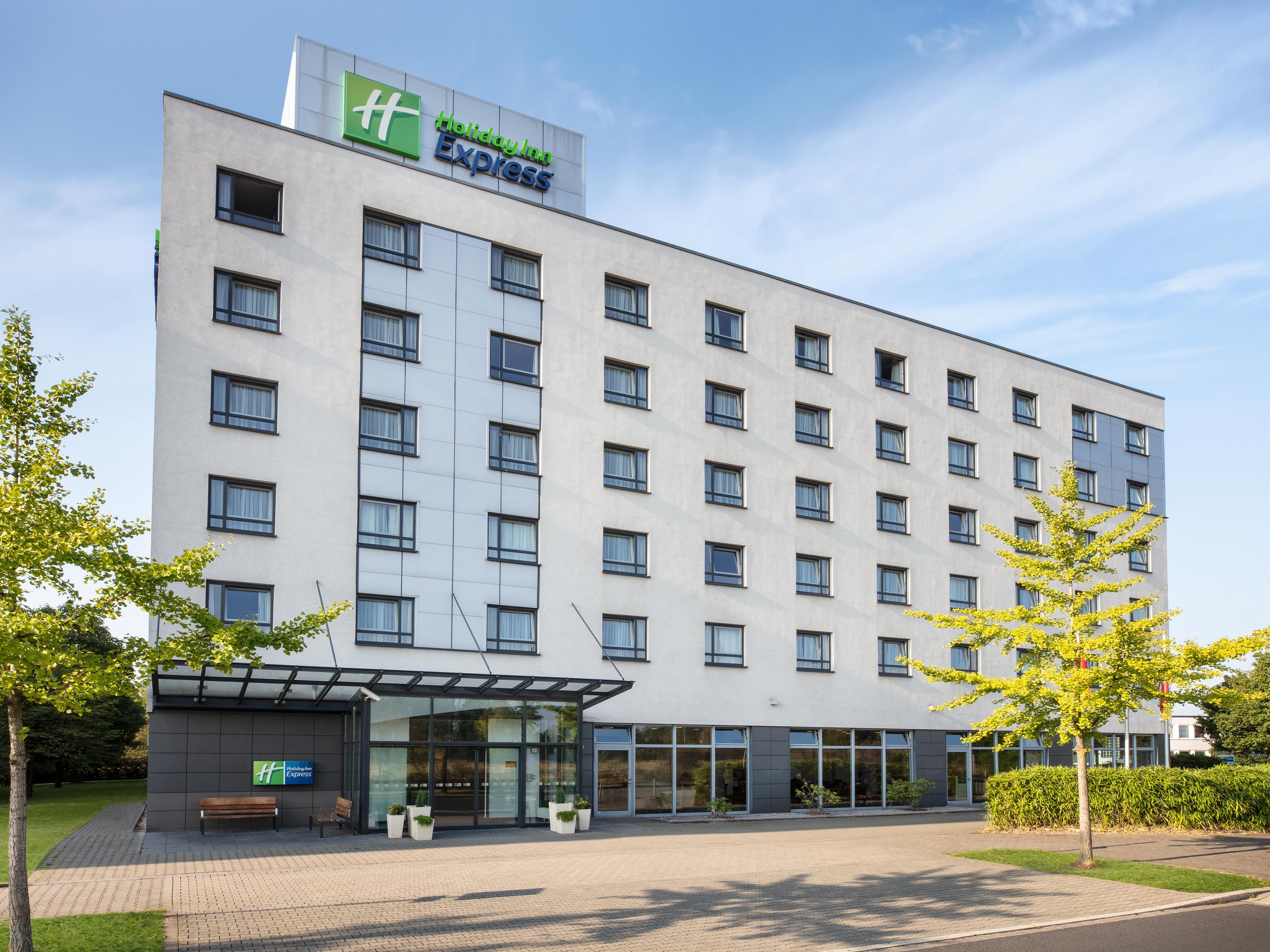 Holiday Inn Express Dusseldorf–City North with inclusive breakfast