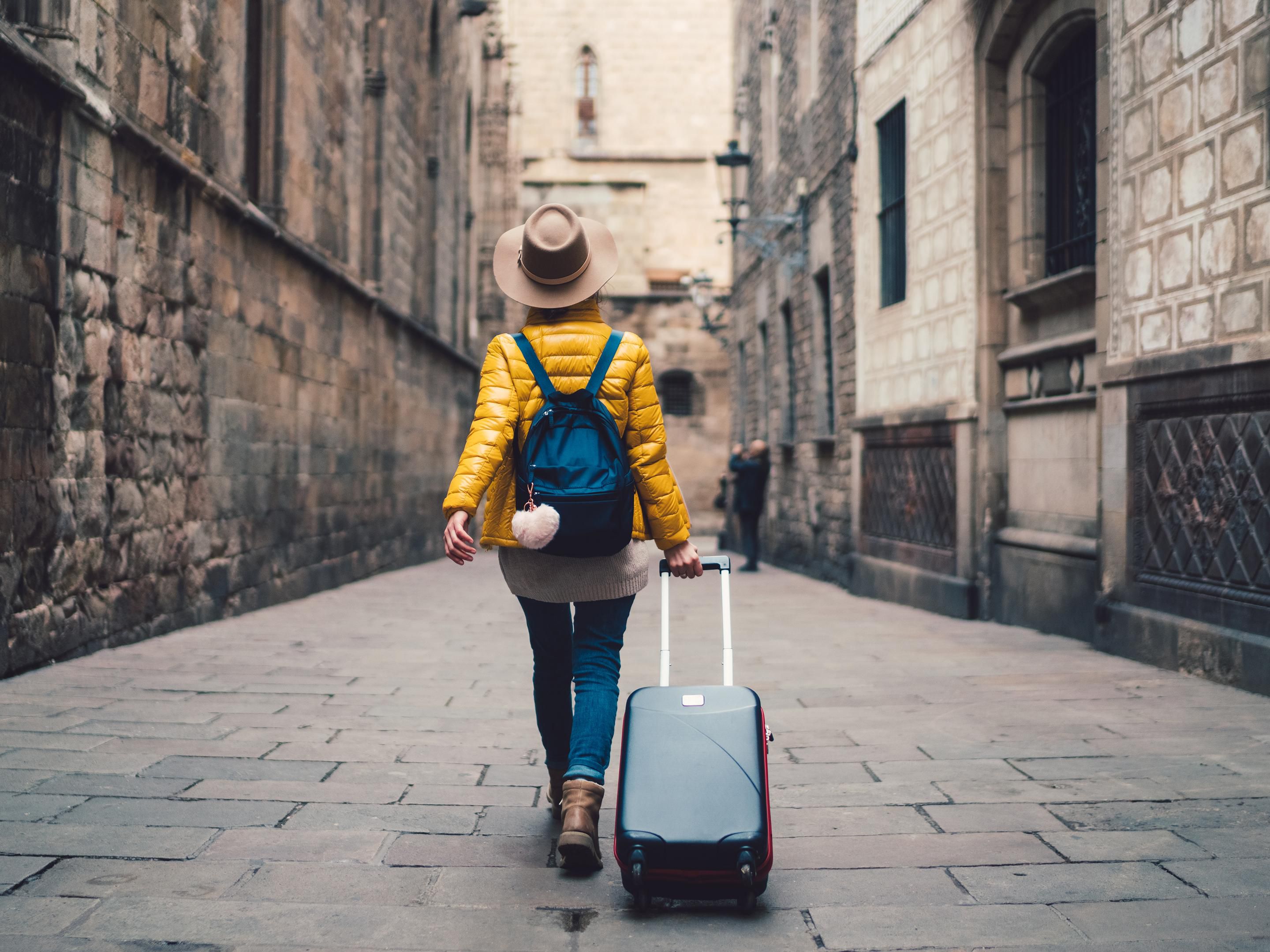 Our airport shuttle service picks up from the hotel front door and drops off at stance 10. This service costs £2.50 per adult for a return ticket, under 18s travel for free. Please purchase your ticket from the hotel reception and allow 10 minutes for pick-up.