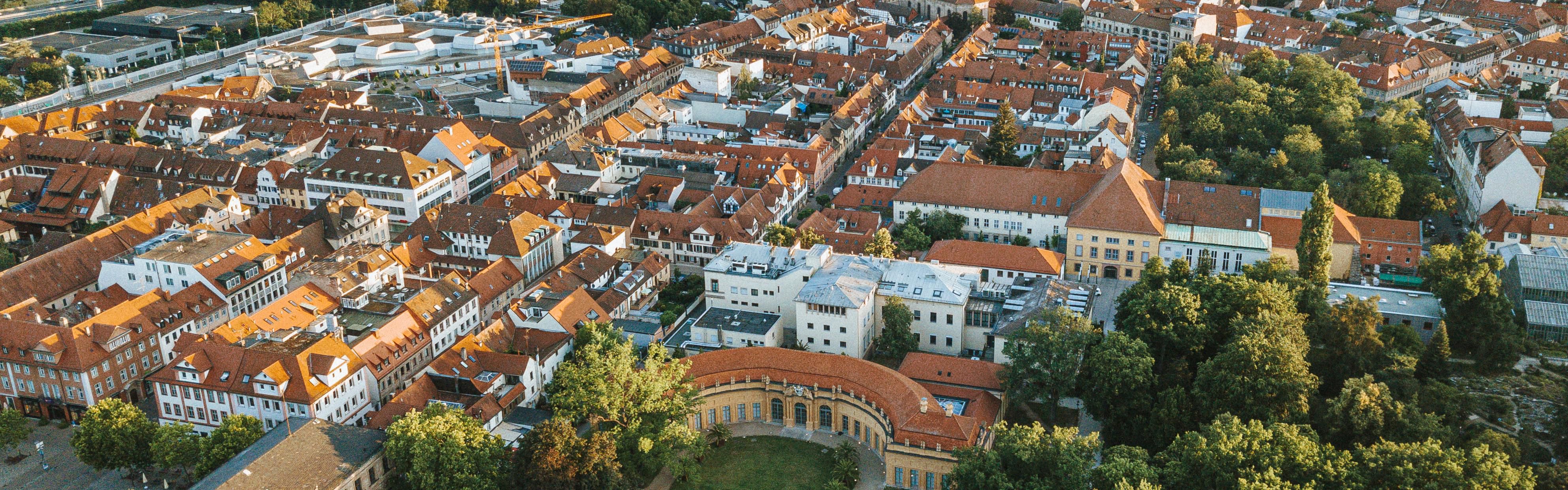 Located directly in the old town you will find our hotel.