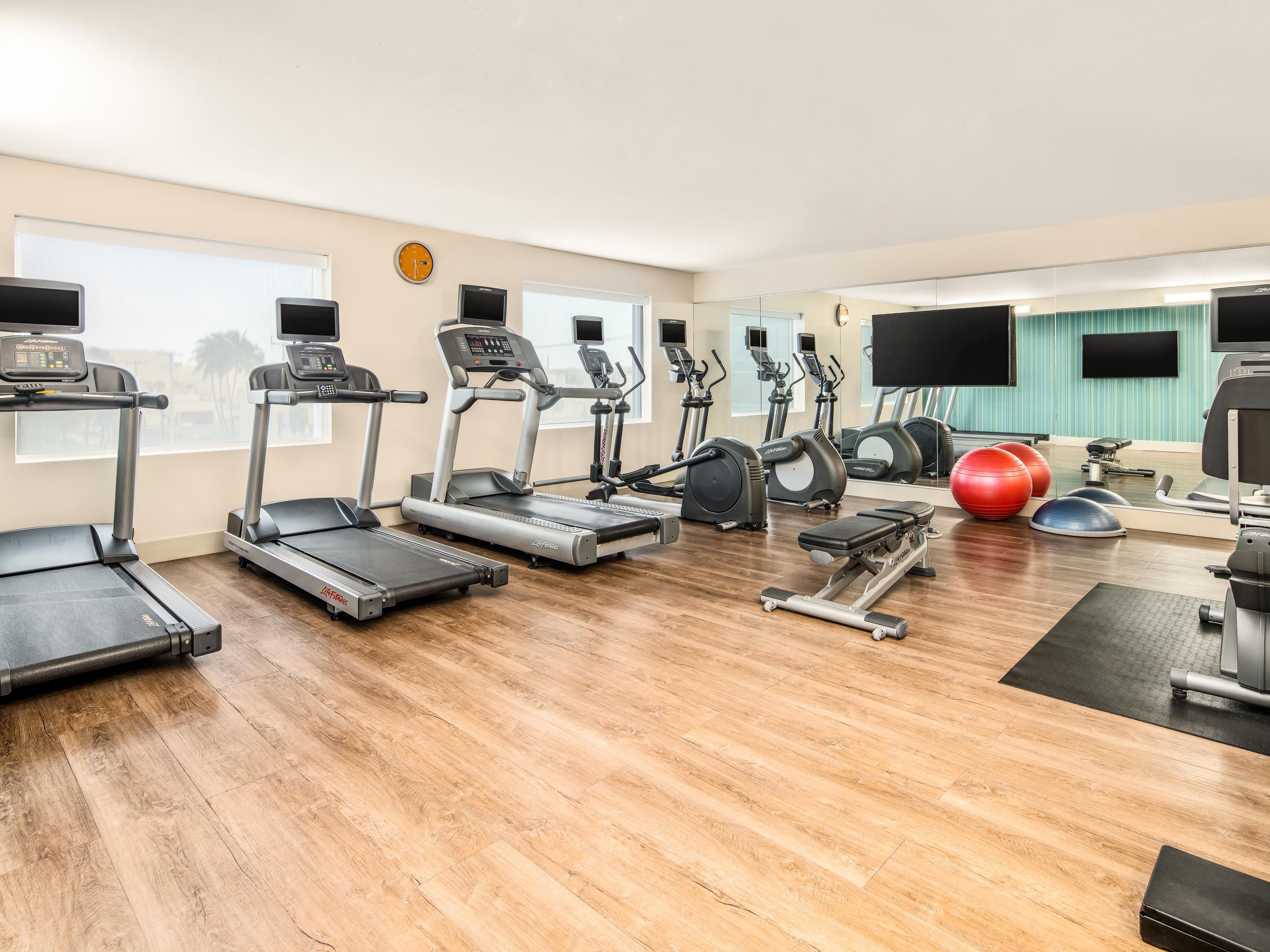 Stay active and energized in our fully equipped Fitness Center. Whether you prefer cardio in the morning or strengthening with free weights in the evening, our facility offers everything you need for a satisfying workout.