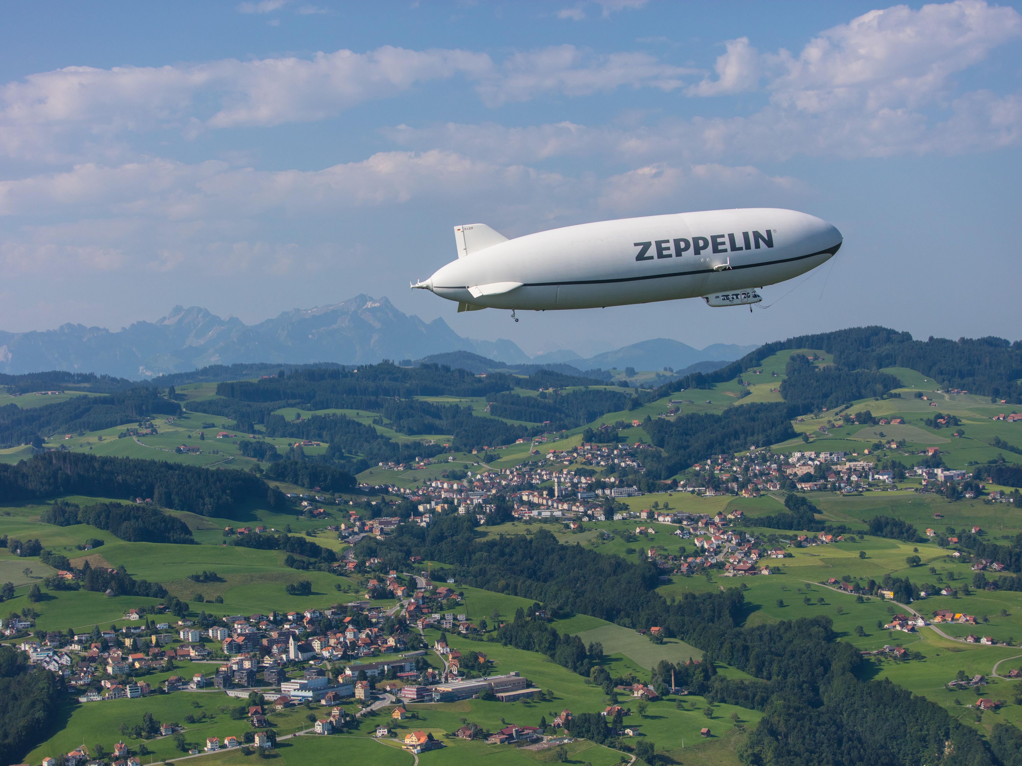 Experience the unique Zeppelin feeling and spectacular views of the Lake Constance region. A scenic flight with the Zeppelin is an unforgettable experience. Choose from 12 different flight routes above Lake Constance and discover the world's unique sightseeing experience at an altitude of 300 metres.
