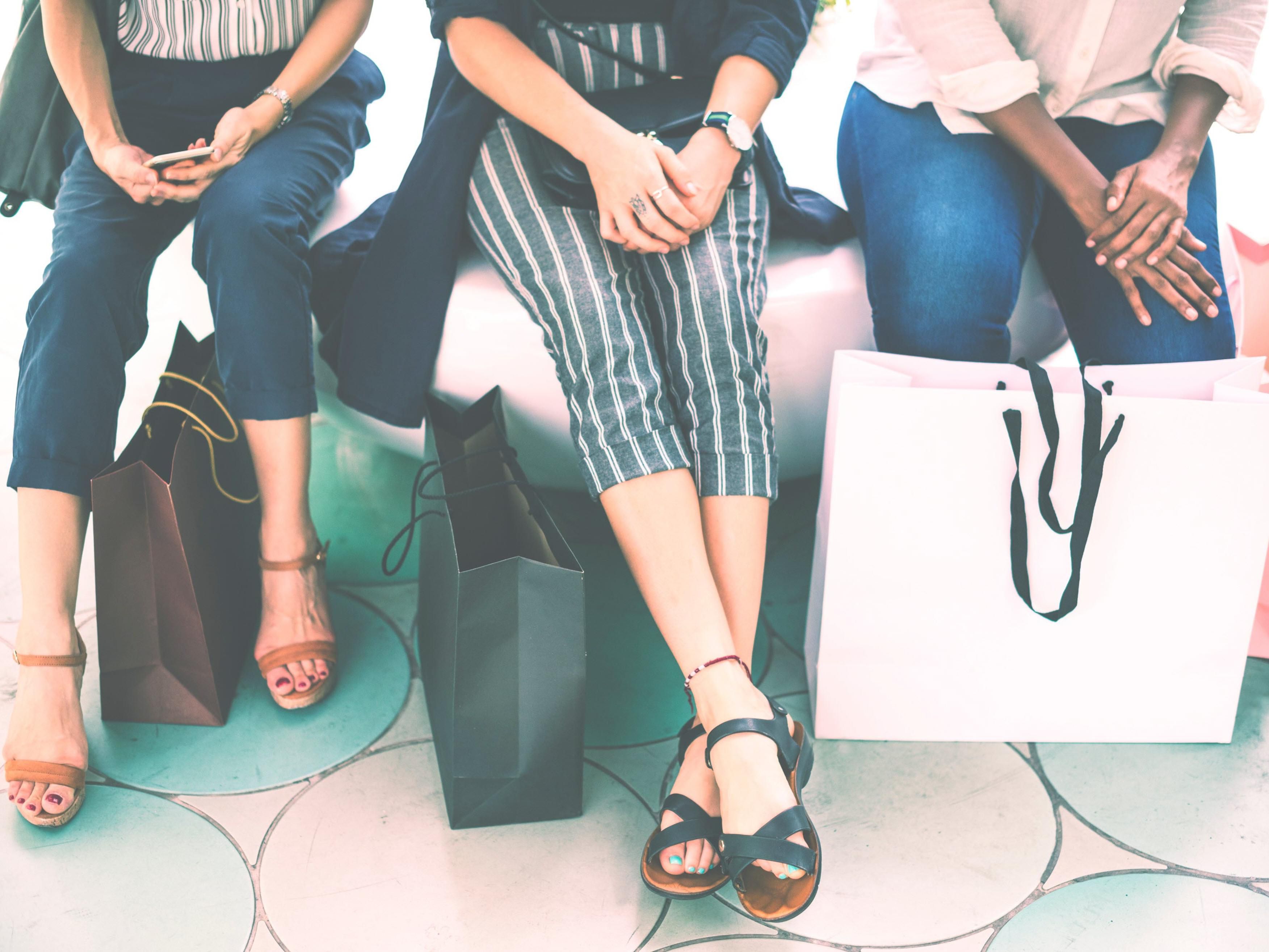 Only a 5 minute drive from the hotel, Clackamas Town Center features fantastic shopping as well as the largest collection of restaurants in Oregon. The new MAX Light Rail Green Line station is also located at CTC and provides easy access to downtown Portland. Enjoy holiday or birthday shopping, numerous dining & transportation options all at CTC!
