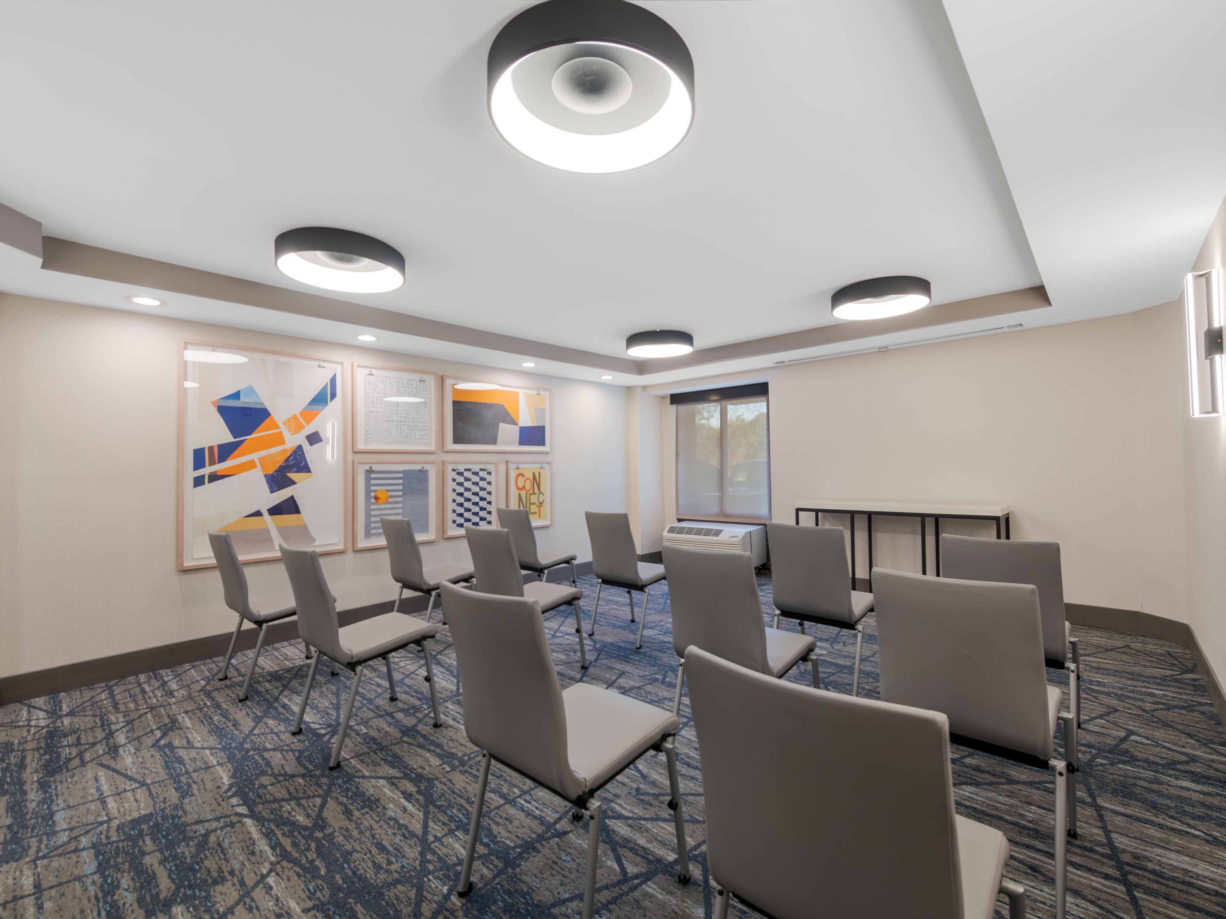 Holiday Inn Express Hampton offers a meeting space designed for productivity and comfort for small meetings. Plan smarter. Meet better. Book your space today!  