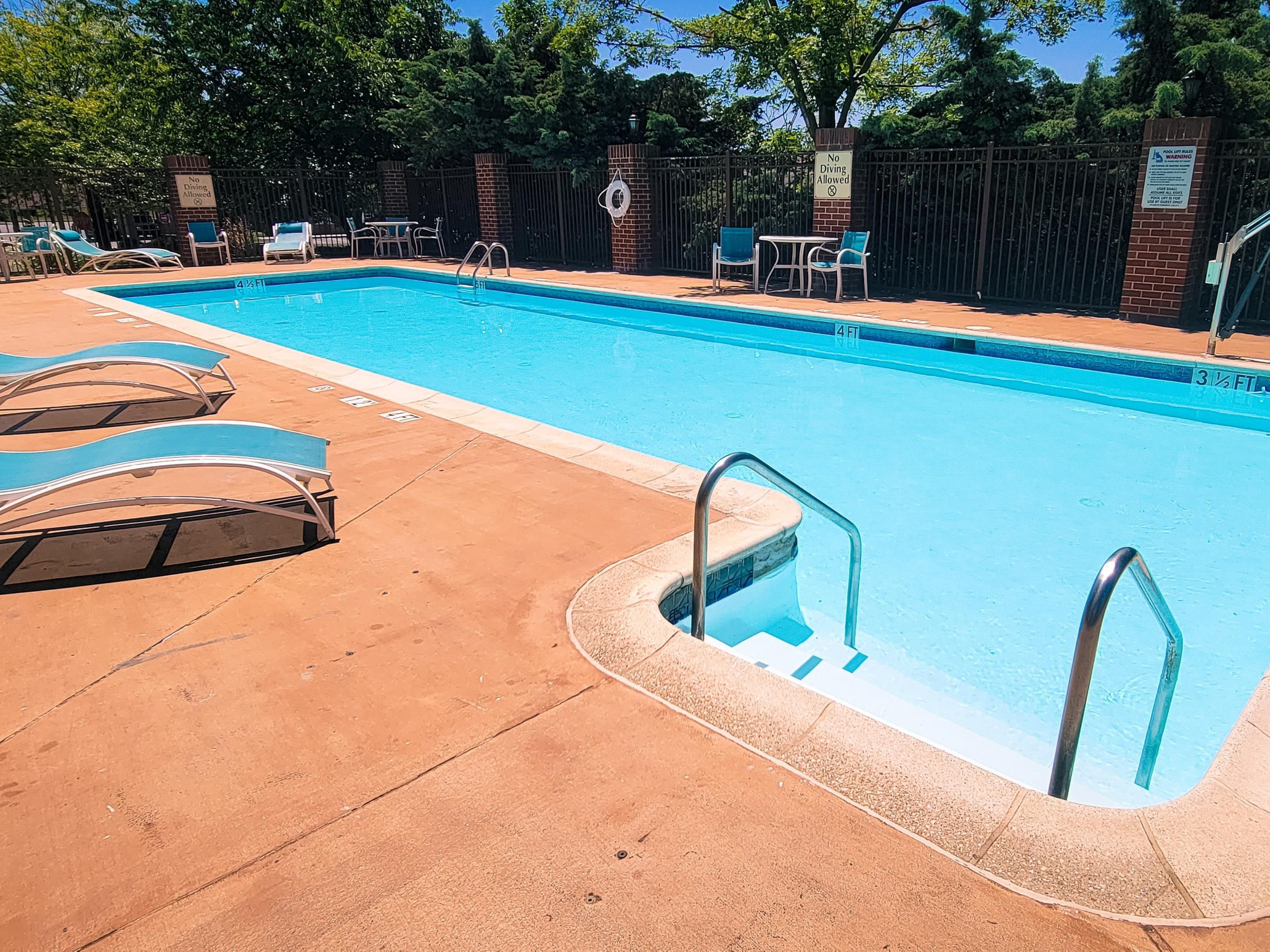Outdoor Seasonal Pool