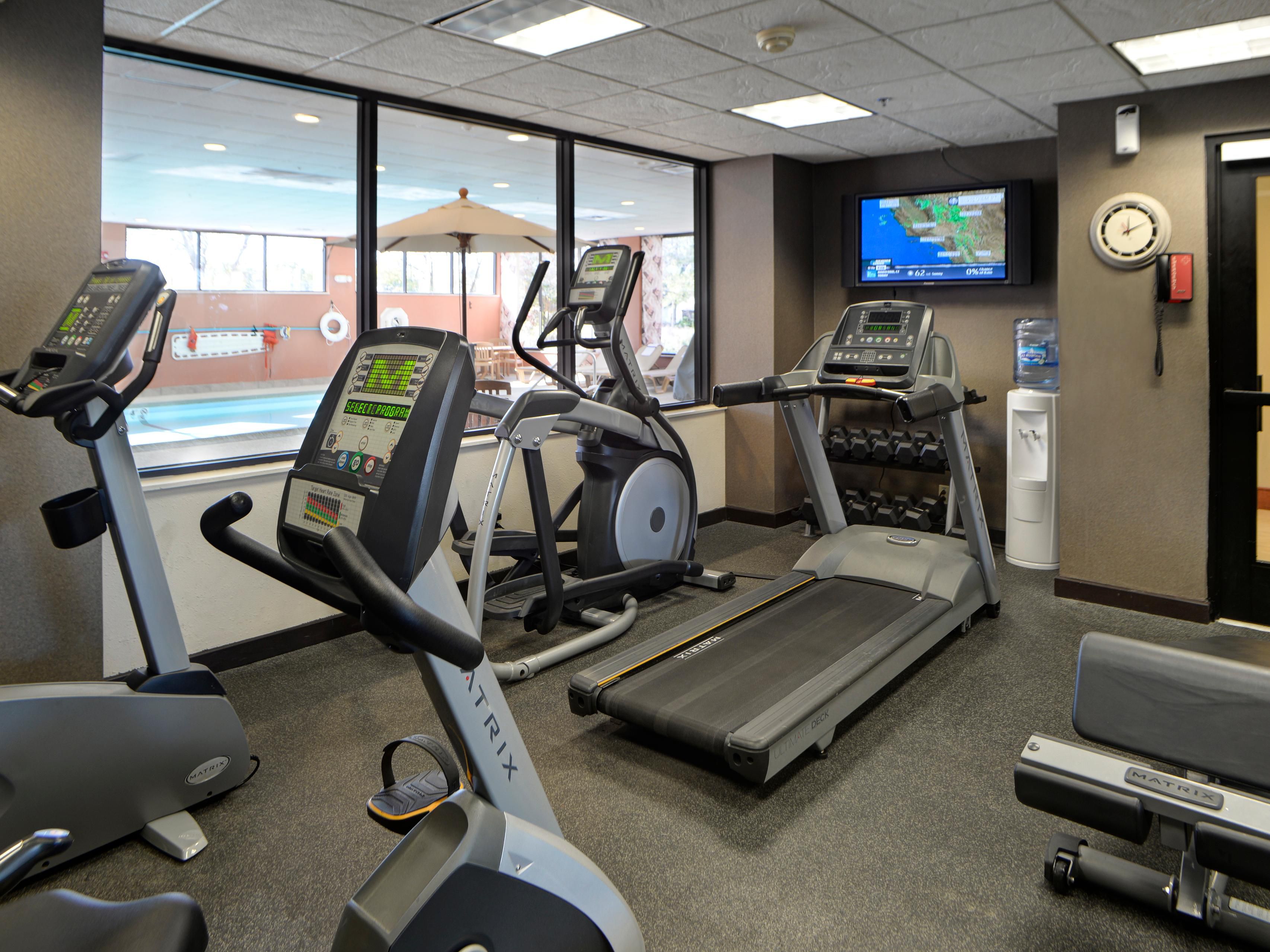 Stay fit and don’t give up your daily exercise routine when staying at the Holiday Inn Express Indianapolis South. Featuring a 24/7 fitness center stocked with all of your fitness needs, guests can fit in their daily exercise anytime of the day or night.