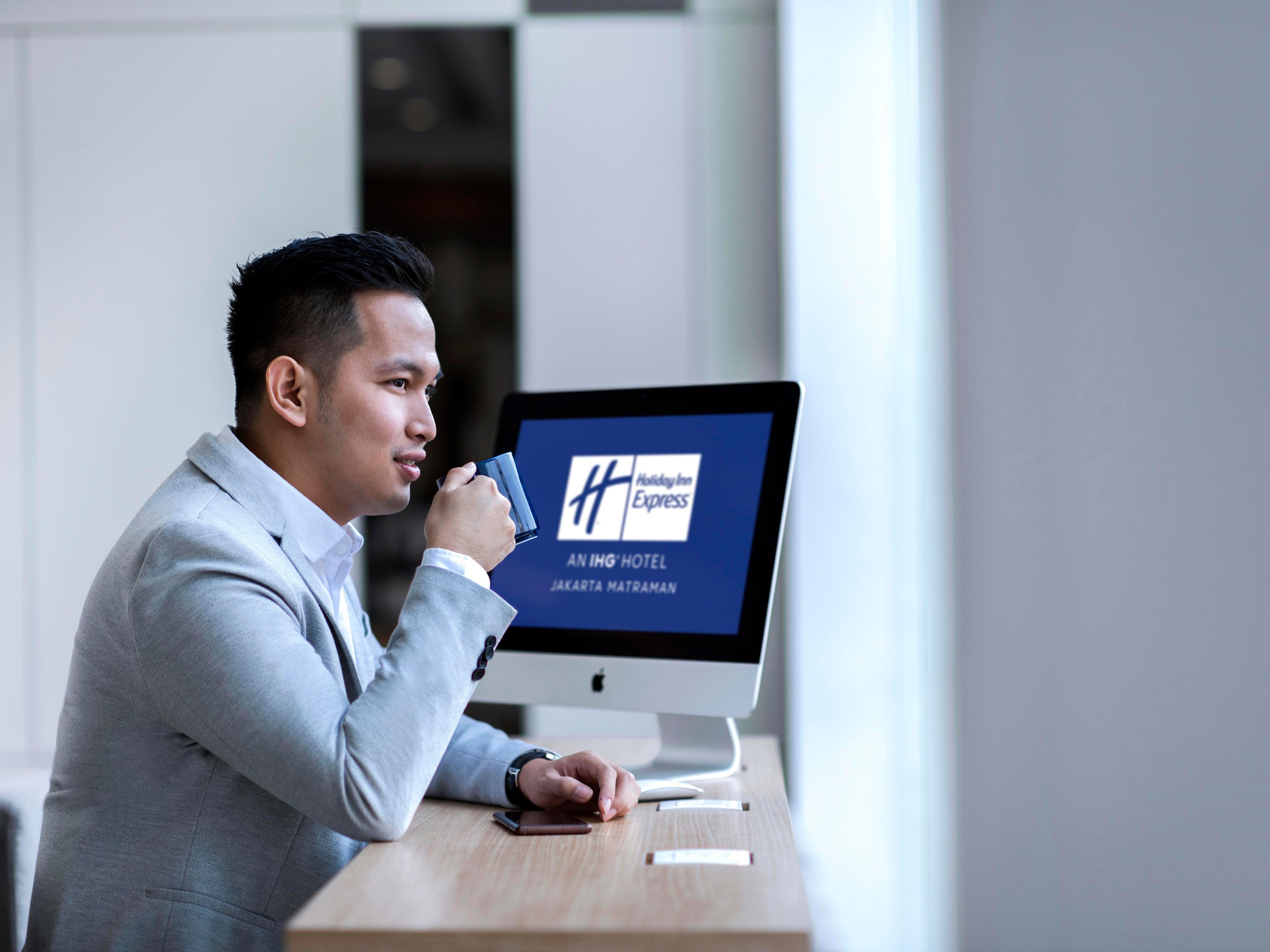 Now you can enjoy our special rate for Residential Meeting Package at IDR 599,000 nett per person including 2x coffee break, meeting facility, breakfast, lunch and dinner. Please reach us at +62816 1616 167 or drop us an email at reservation.jktjm@ihg.com