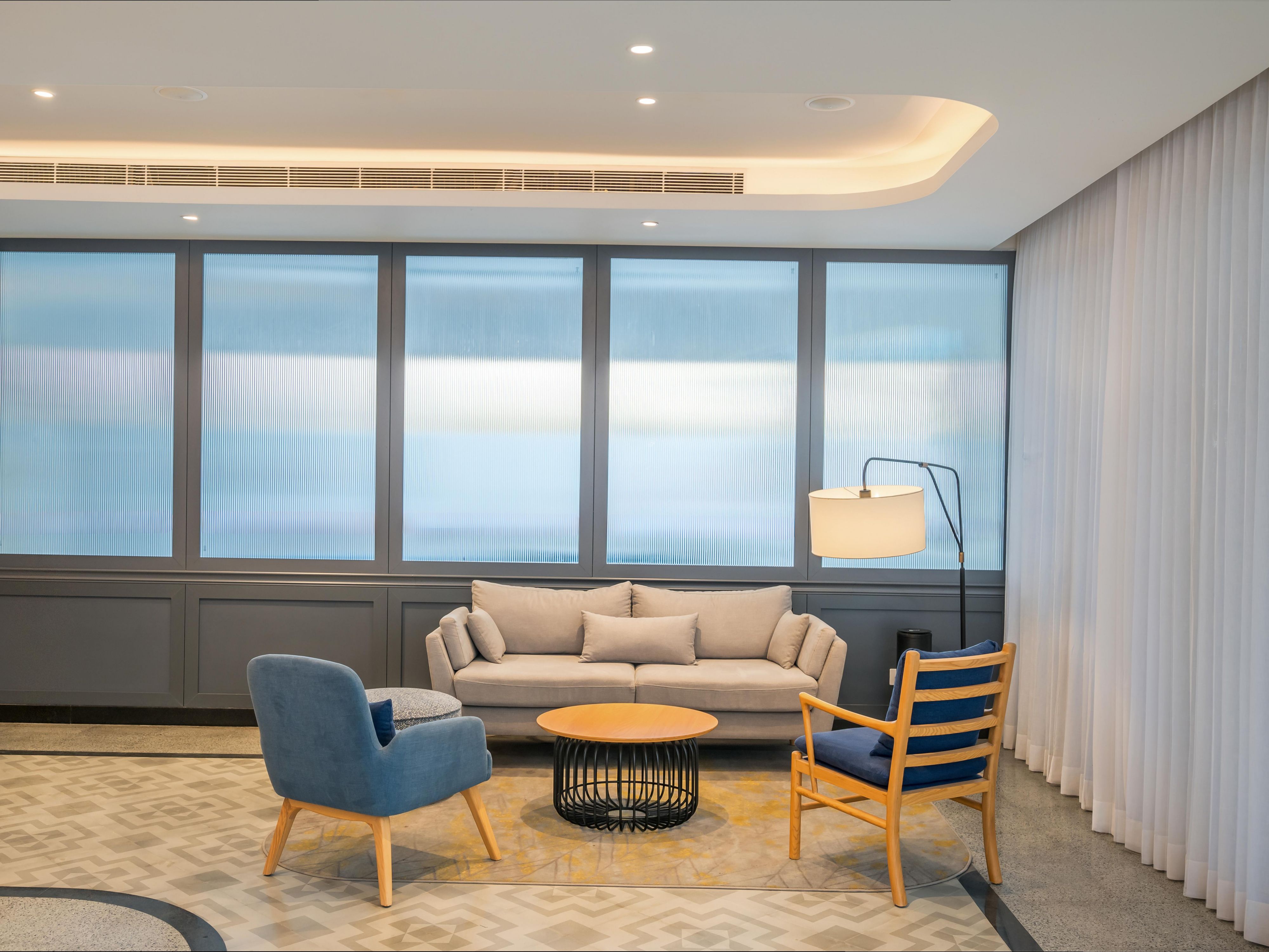 Holiday Inn Express Kolkata New Town! Located in the heart of the bustling IT hub of Rajarhat, New Town, our hotel offers the perfect blend of comfort and convenience for both business and leisure travelers.