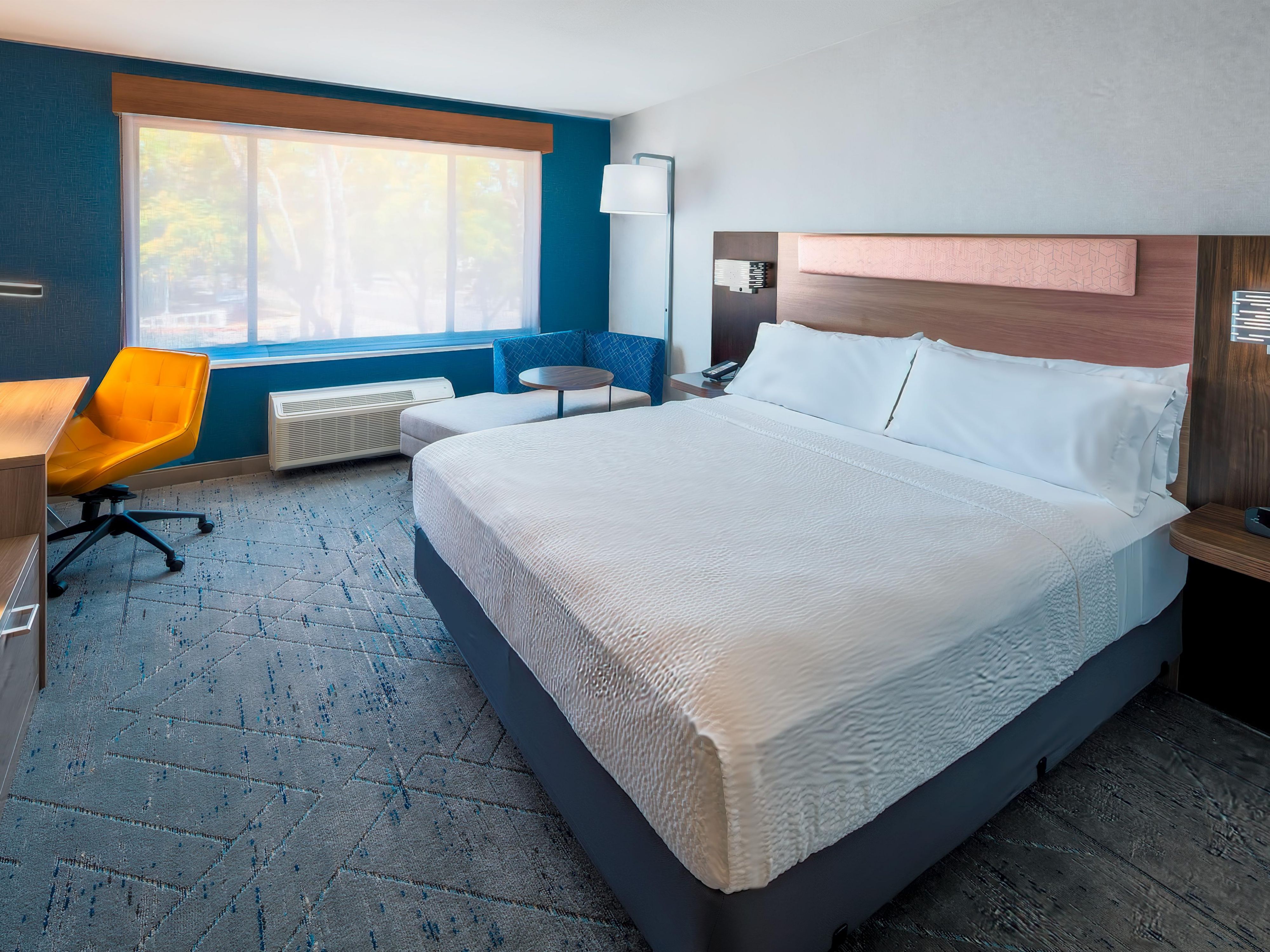 Discover the fully renovated Holiday Inn Express La Mesa-San Diego!  Our modern rooms, updated amenities, and prime location ensure a comfortable and convenient stay near San Diego's best attractions. Book now for a fresh and exciting experience!
